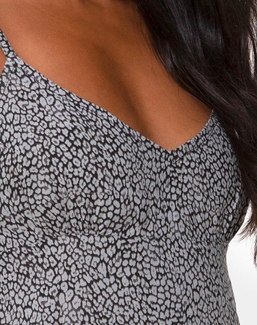 Image of Rilia Slip Dress in Ditsy Leopard Grau