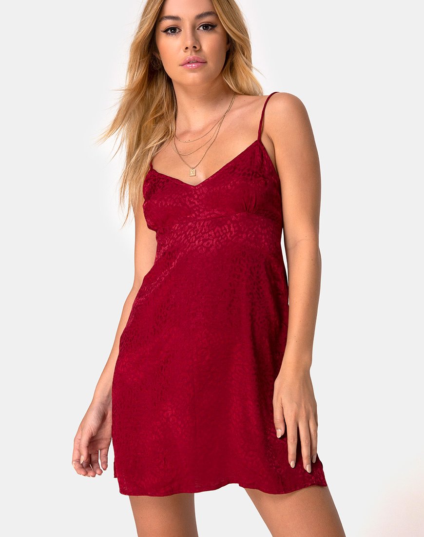 Rilia Slip-Kleid aus Satin Gepard Himbeere