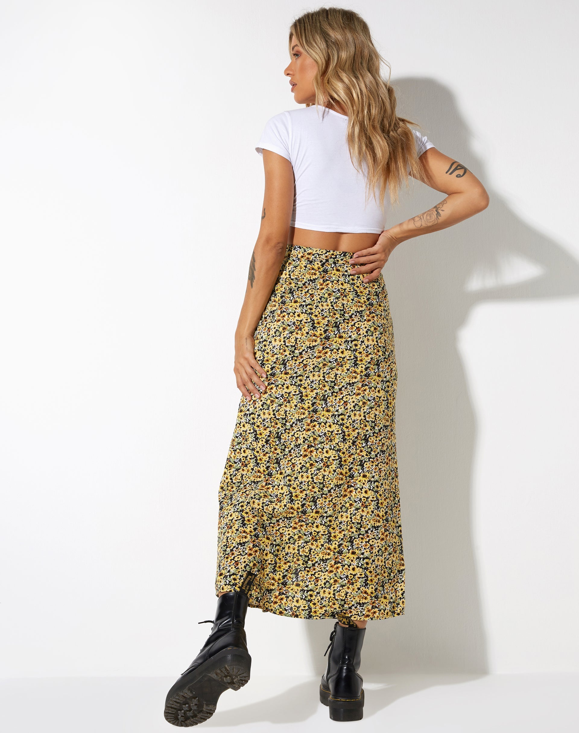Bild von Rima Midirock in Spring Ditsy Yellow