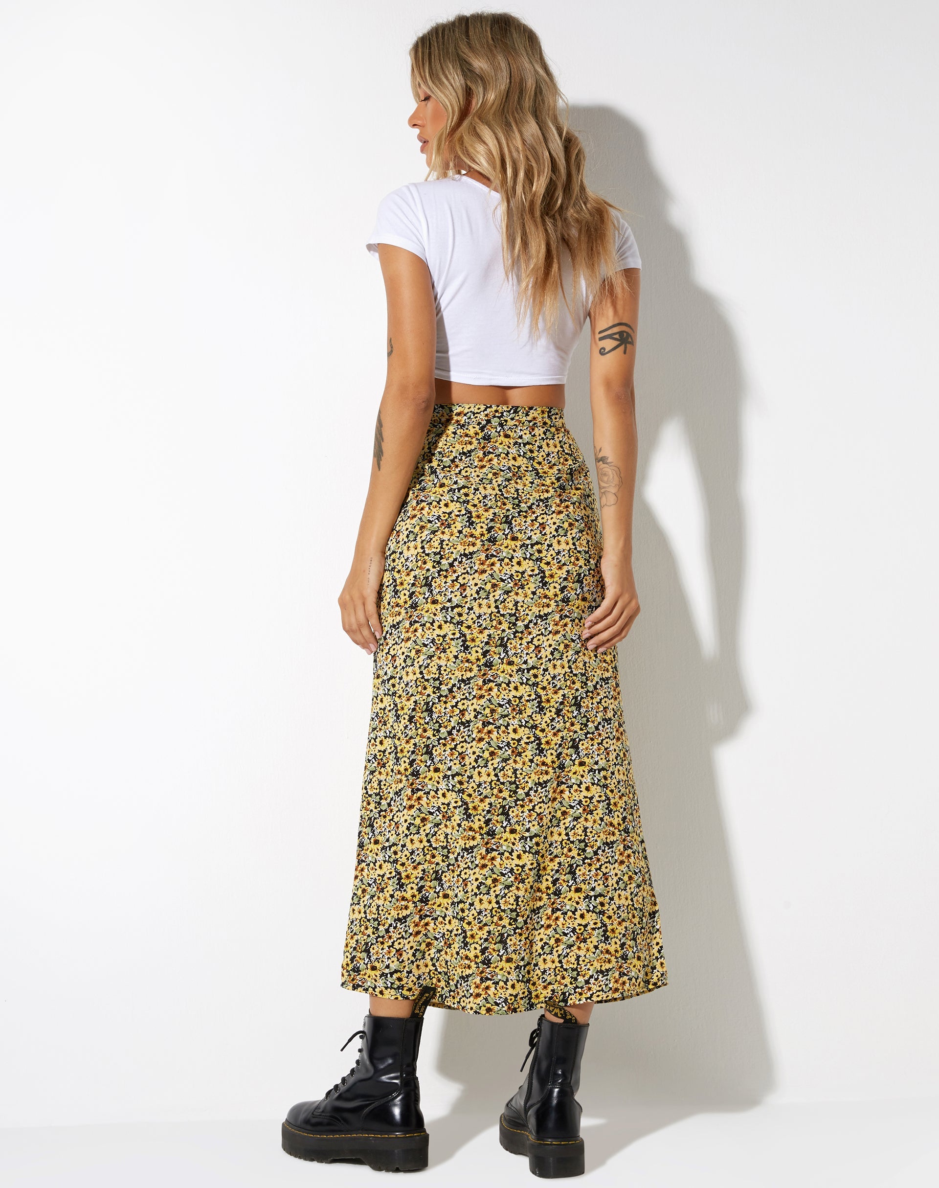 Bild von Rima Midirock in Spring Ditsy Yellow
