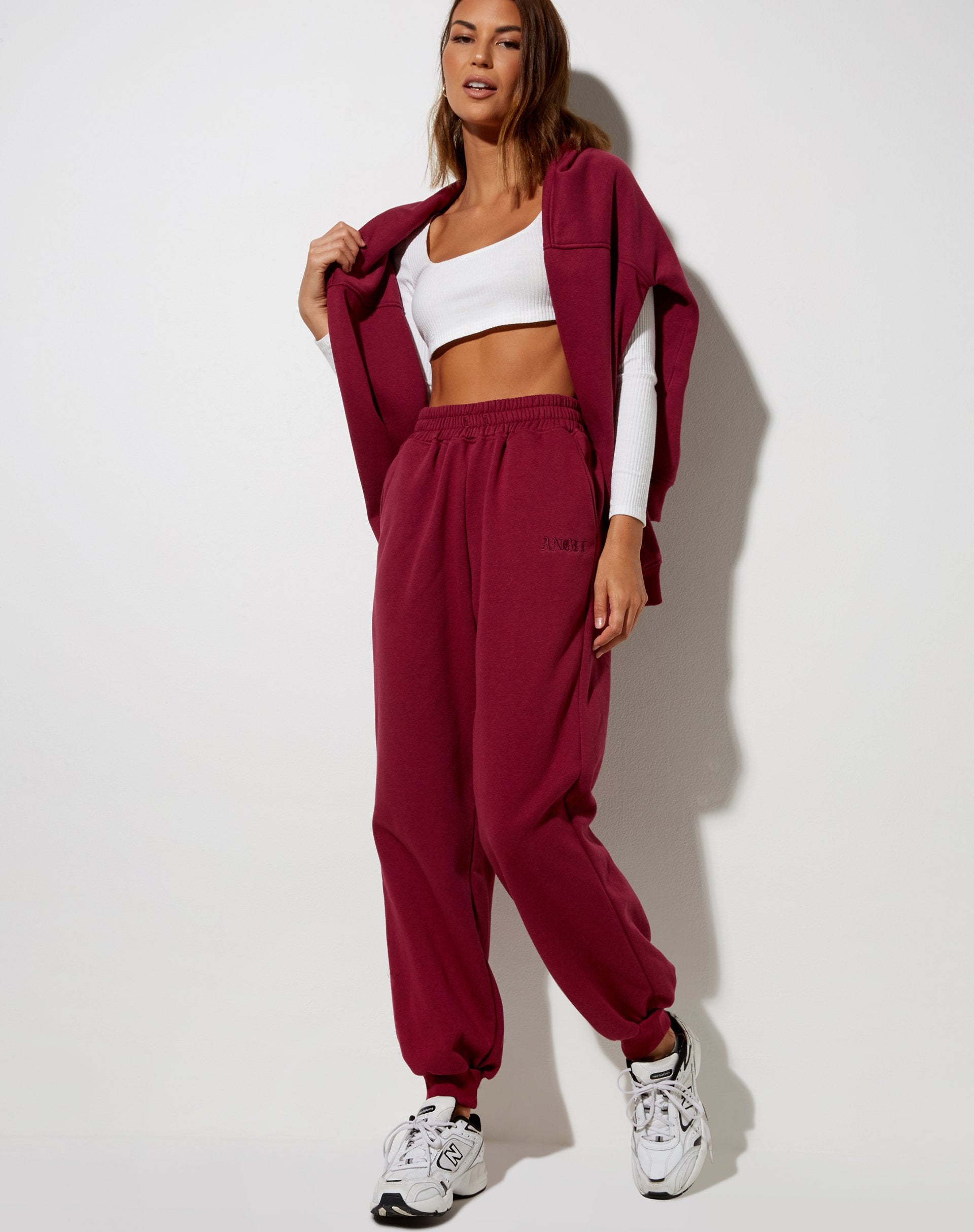 Bild von Roider Jogger in Burgundy Angel Embro