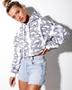 Bild von Roky Cropped Hoody in Dragon Rope Weiß Platzierung