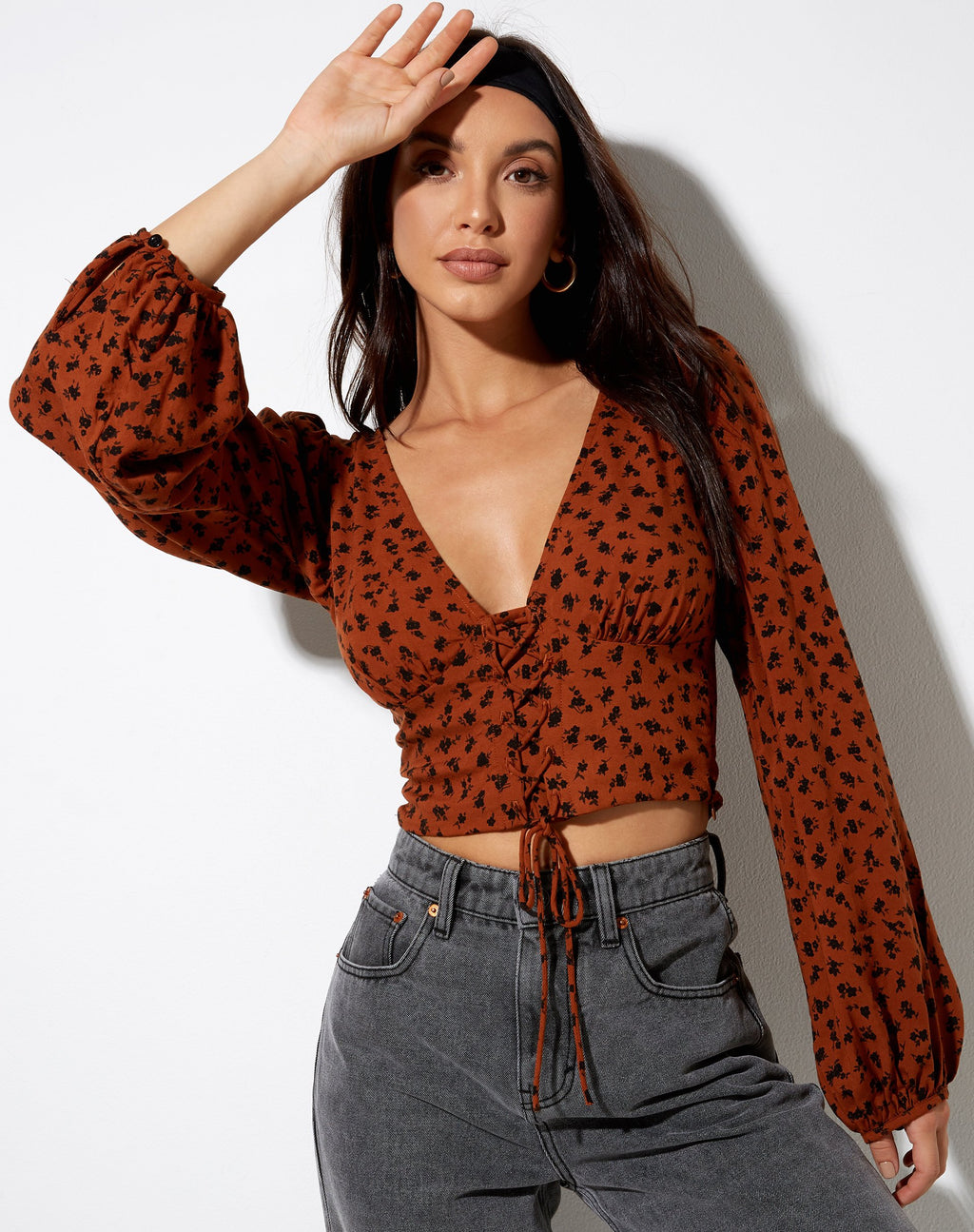 Romina Top in zierlichem Daisy Bombay Brown