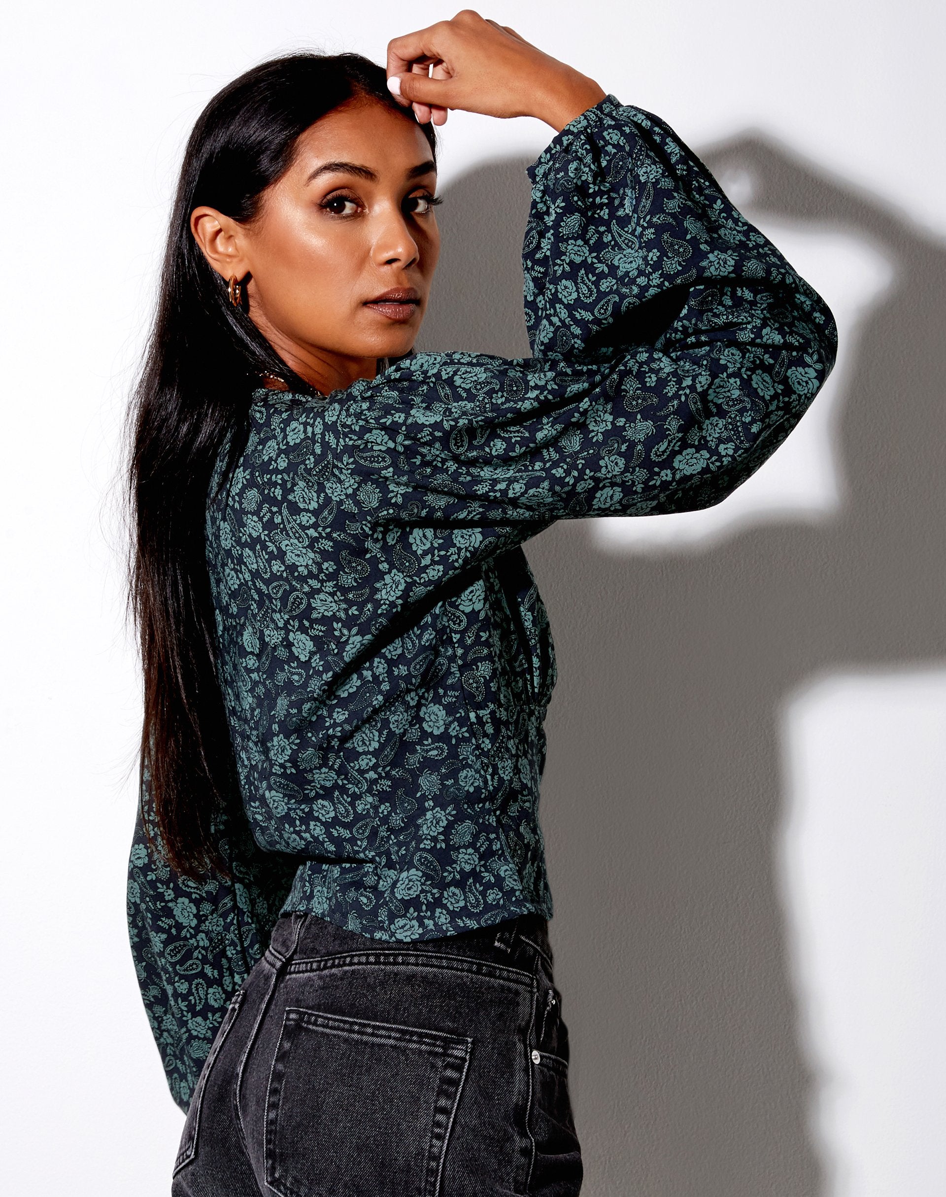 Image of Romina Langarm-Top in Mono Paisley Sage