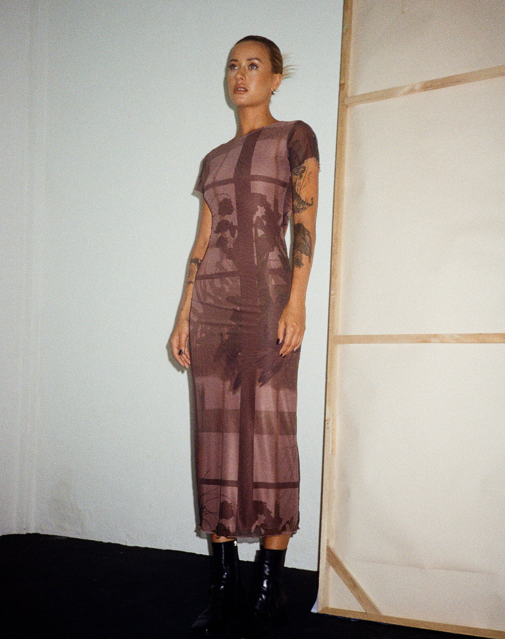 Roska Midikleid in Fotobraun