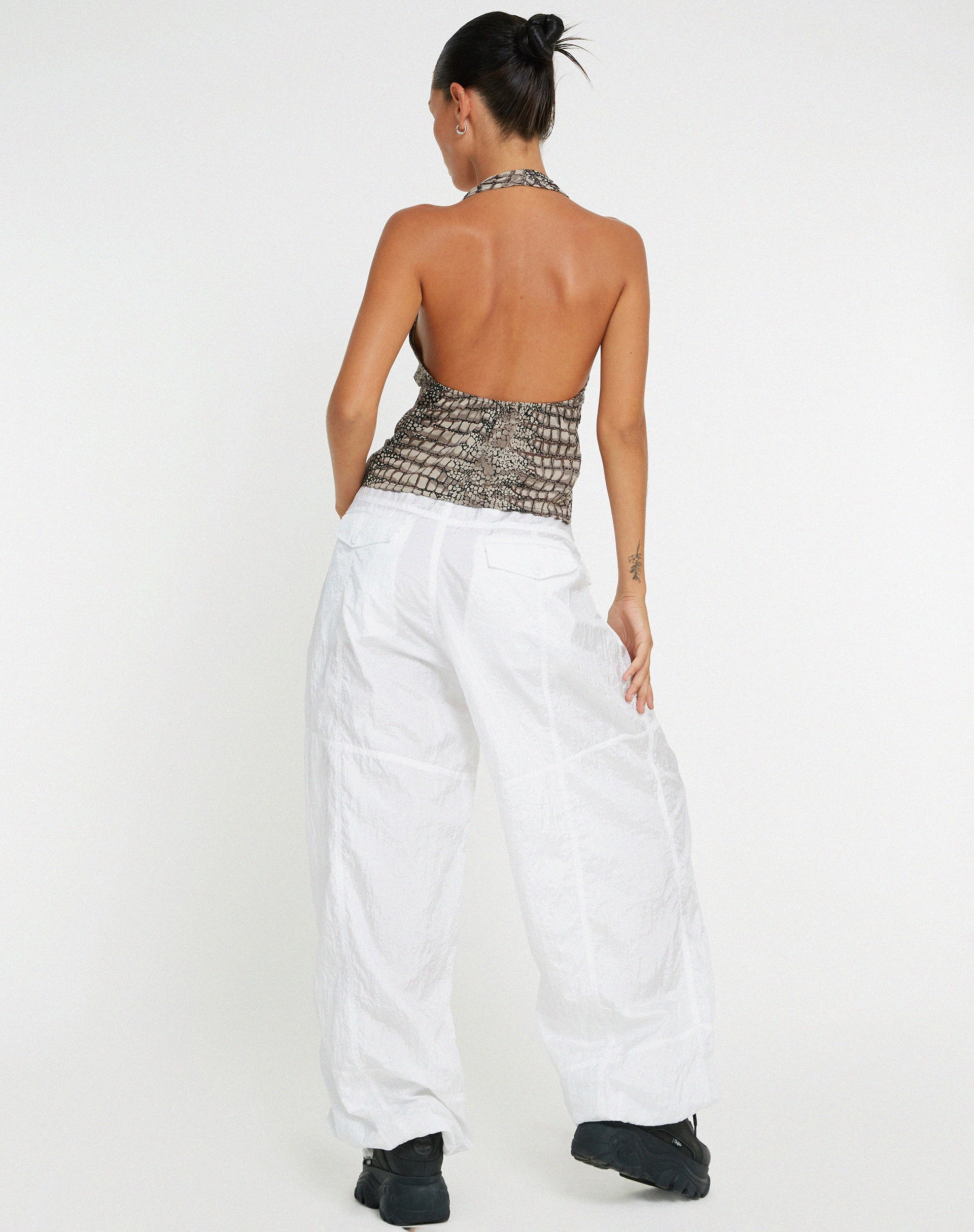 Bild von Roula Halfter Top in Croc Neutral Grau