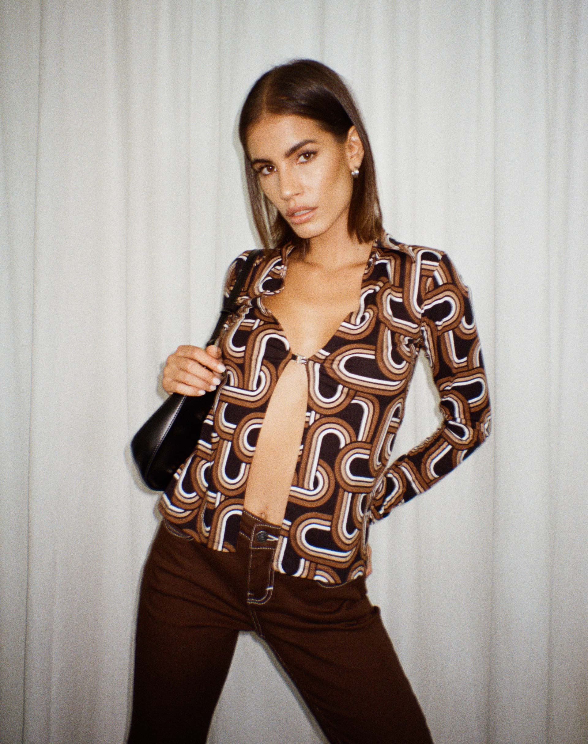 Image of Ruix Top in Tonal Interlink Schwarz