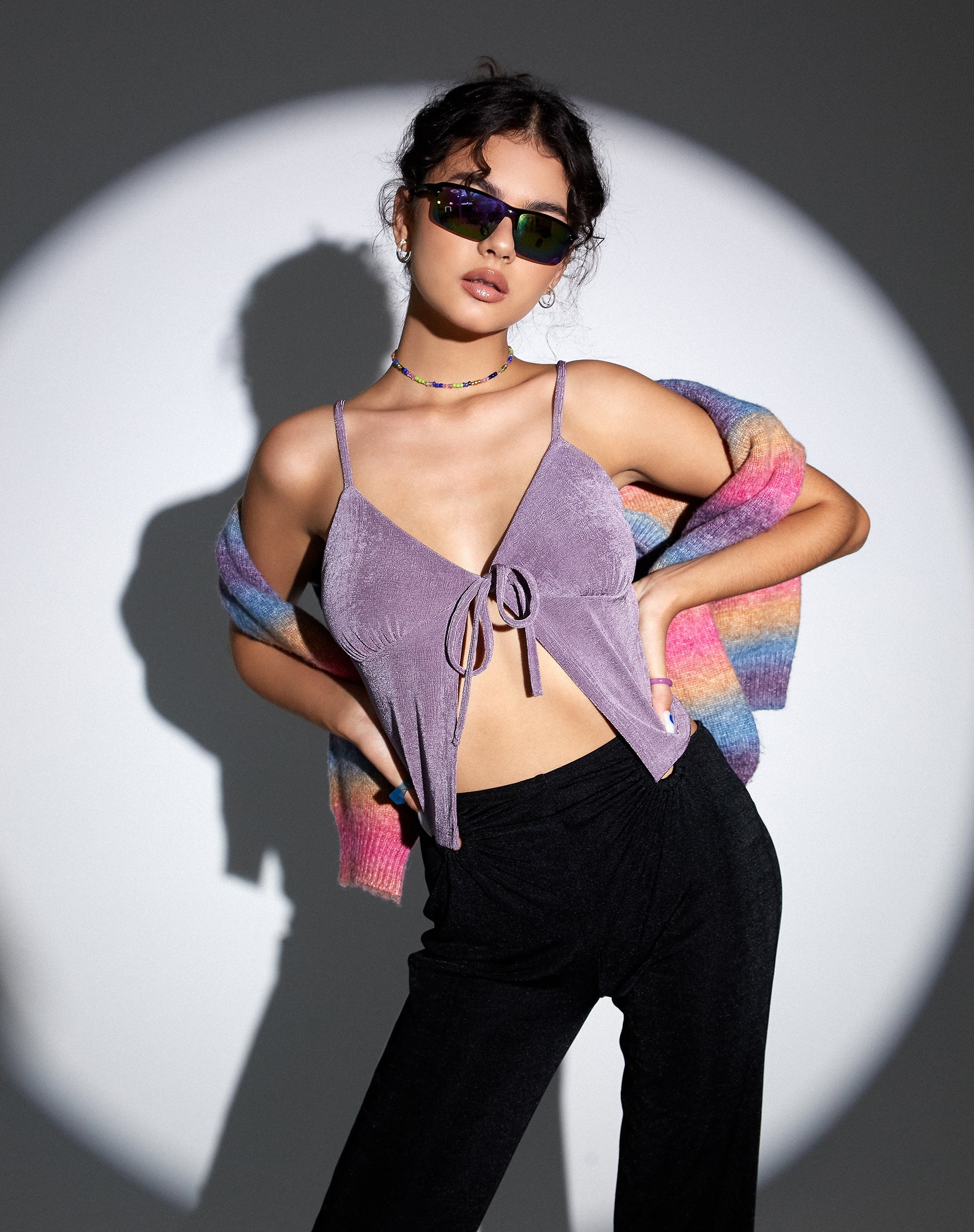 Bild von MOTEL X OLIVIA NEILL Rumak Cami Top aus Krepp Lavendel