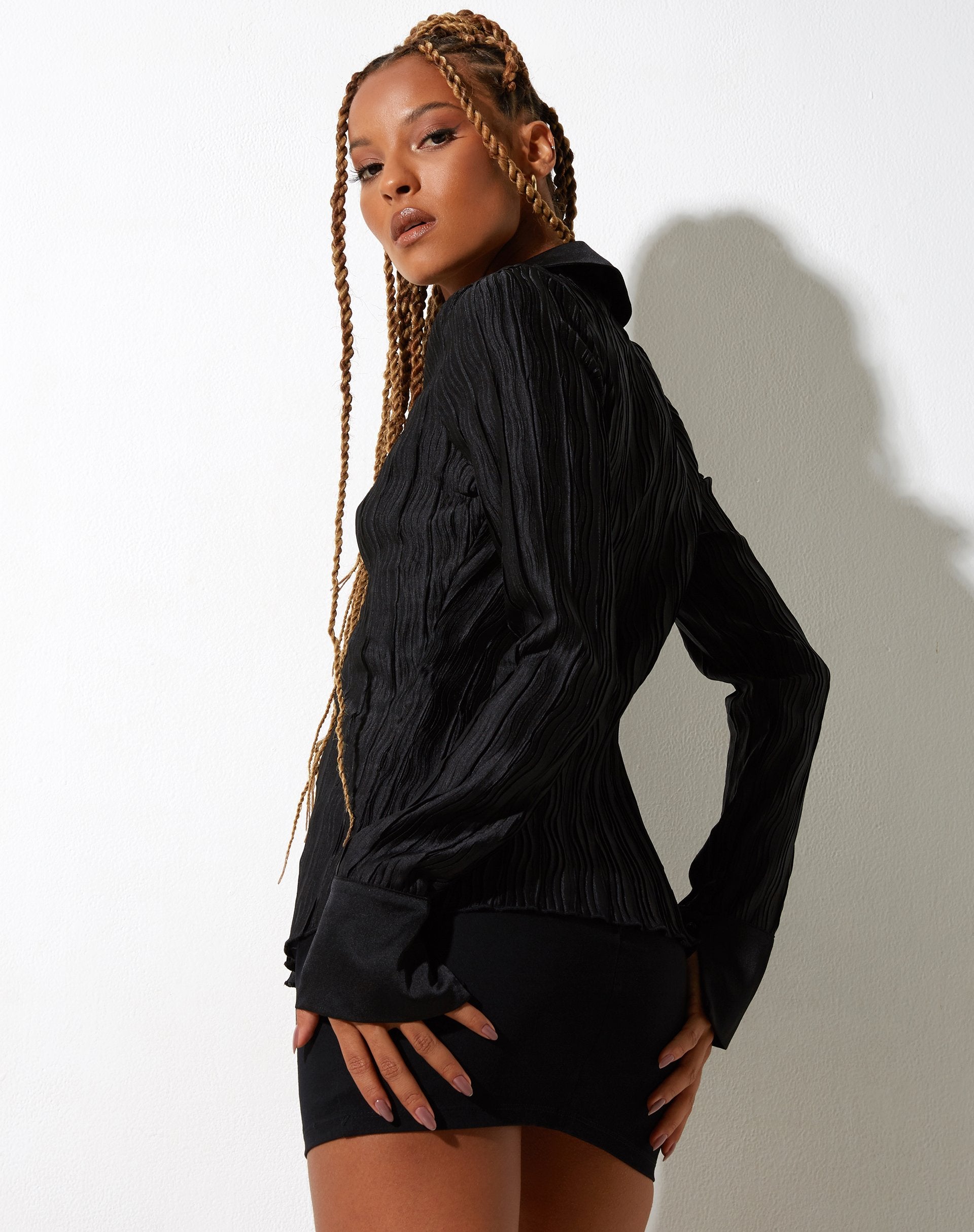 Image von Sagira Top in Crinkle Black