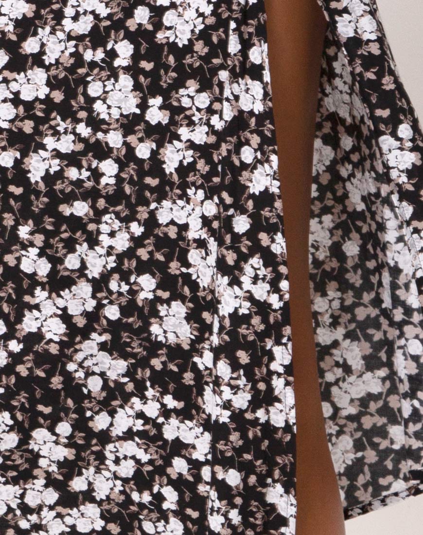Bild von Saika Midirock in Dark Wild Flower