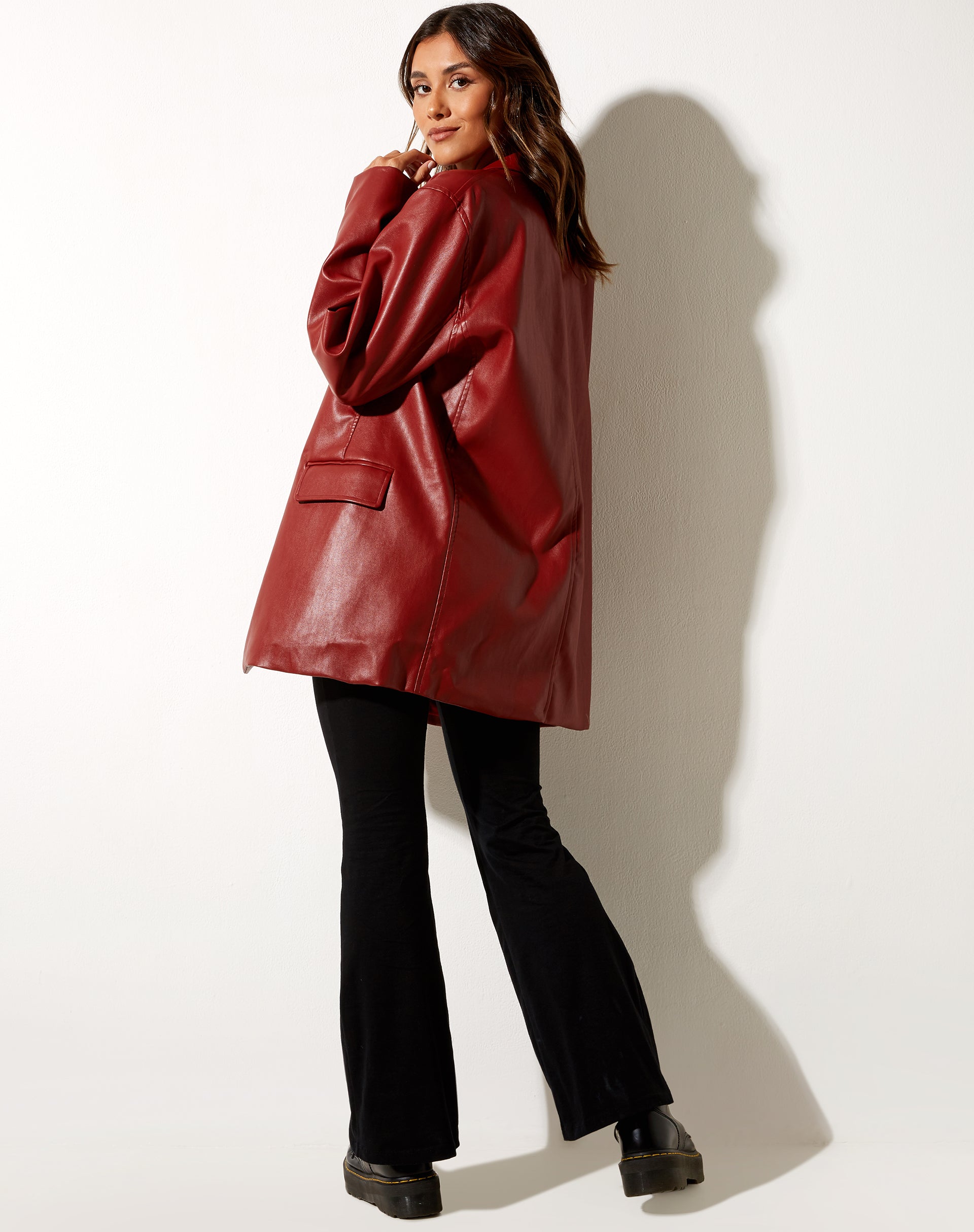 Bild von Saken Blazer in PU Rot