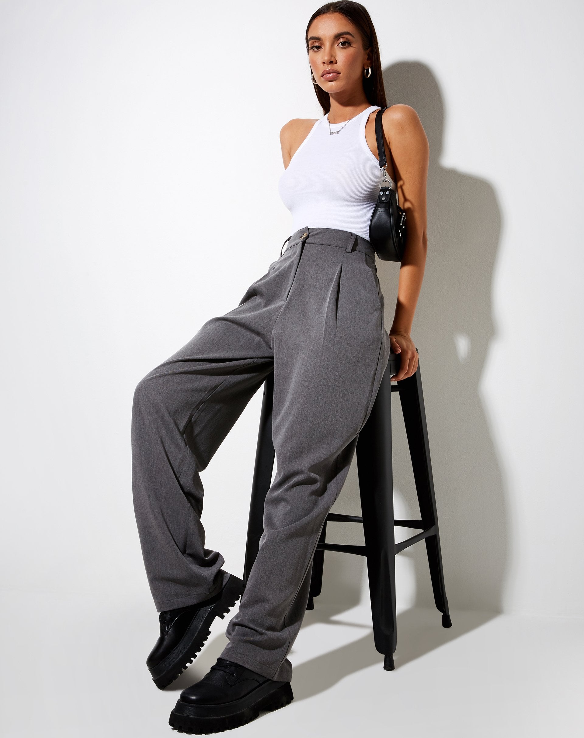 Image der Sakila Hose in Tailoring Charcoal