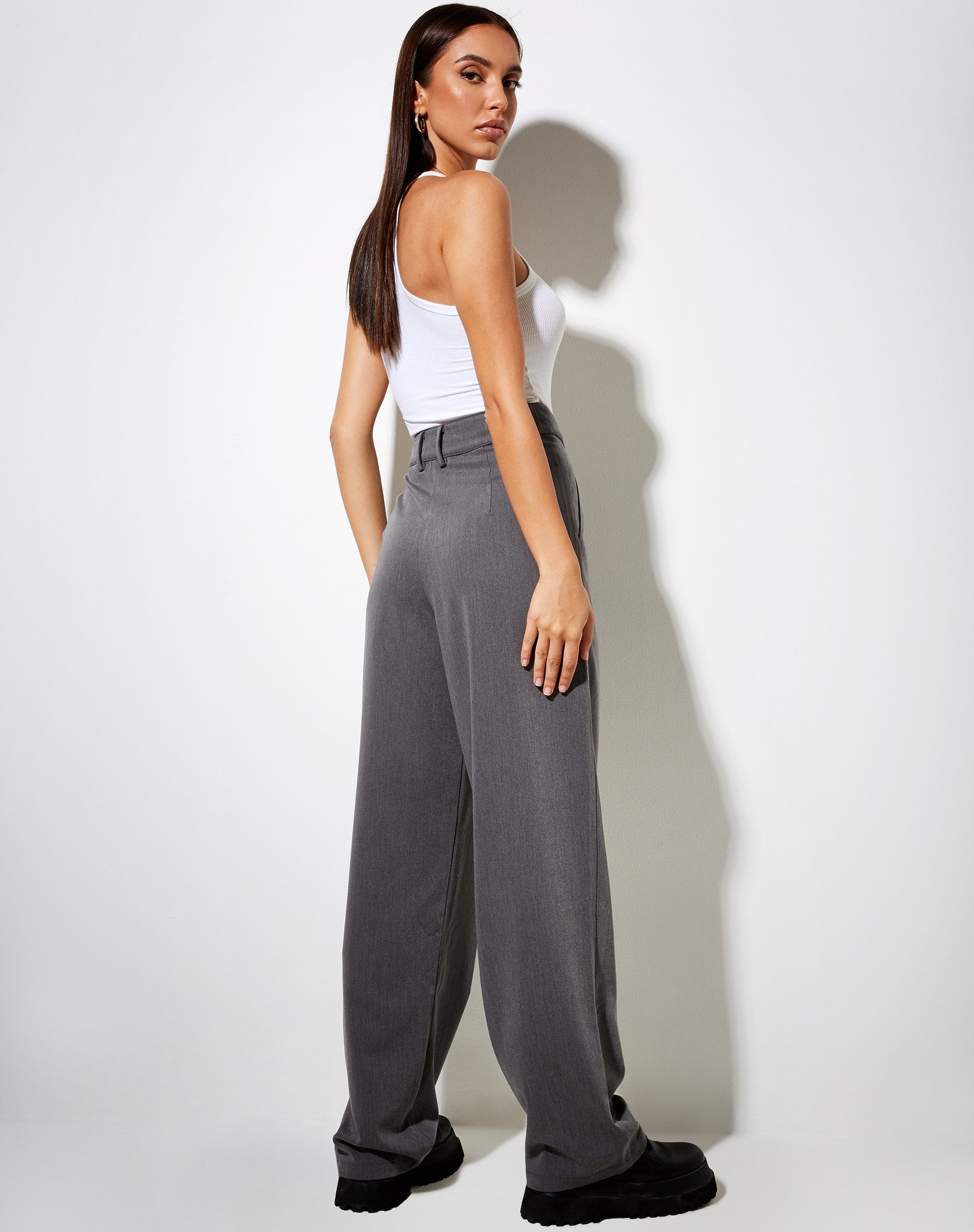 Image der Sakila Hose in Tailoring Charcoal
