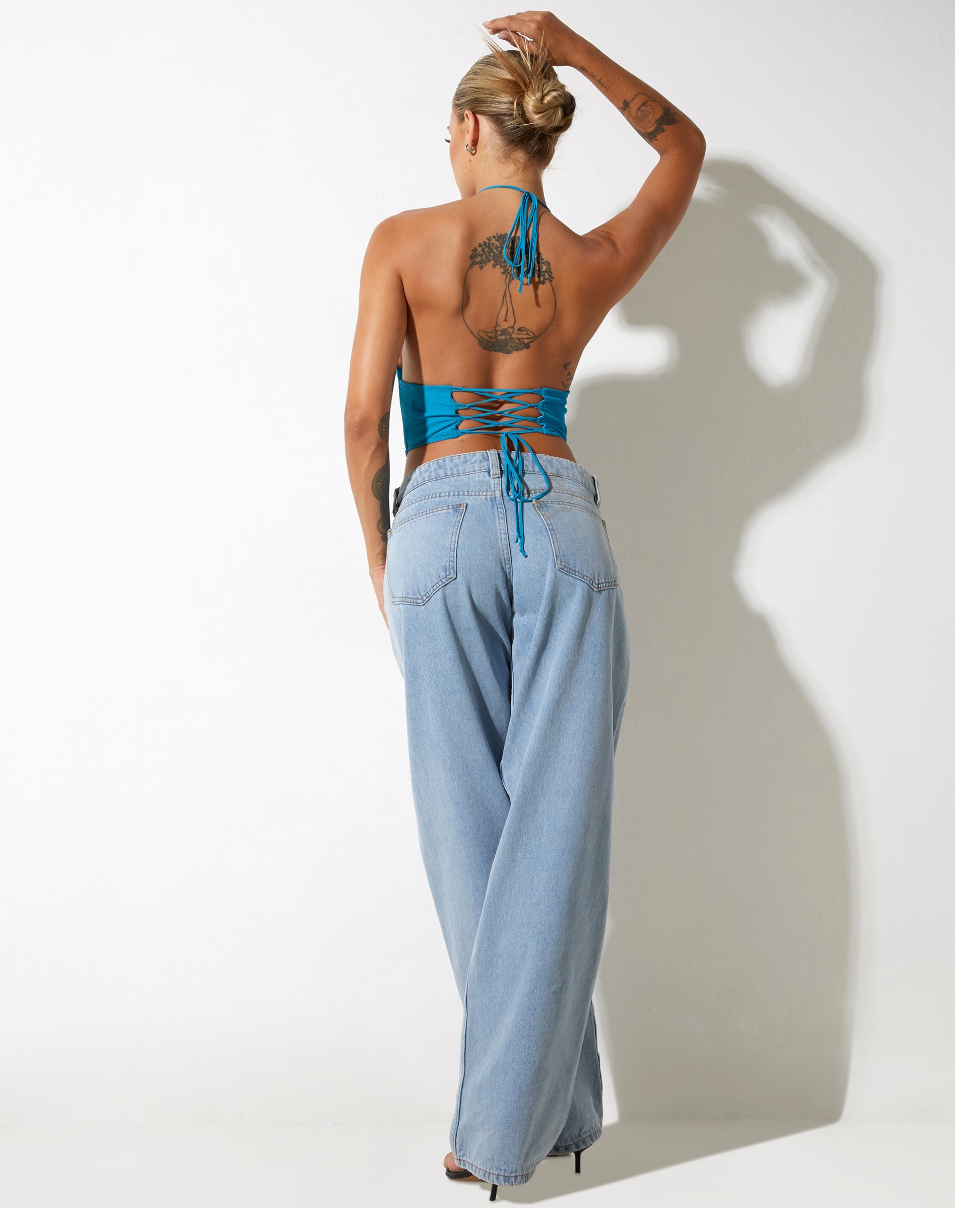 Bild von Salet Crop Top in Mesh Türkis