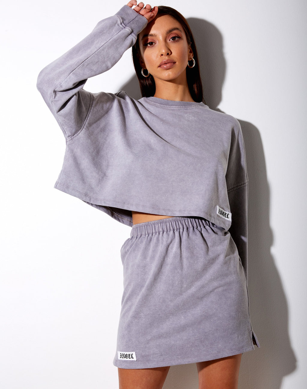 Fawly Crop Top in grauer Waschung 'Angel' Embro Label