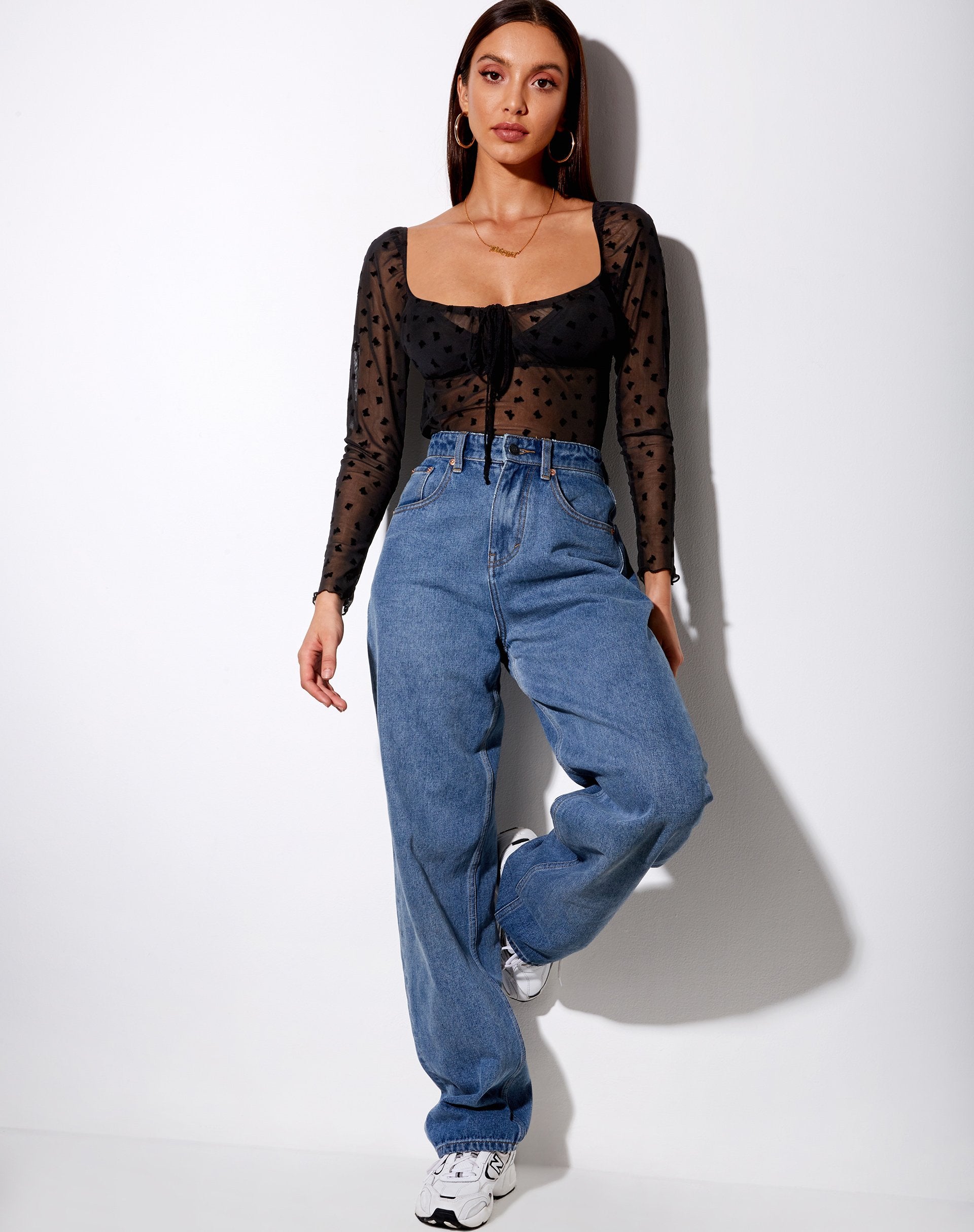 Image of Sanila Crop Top in Schwarz Flock Flutterby