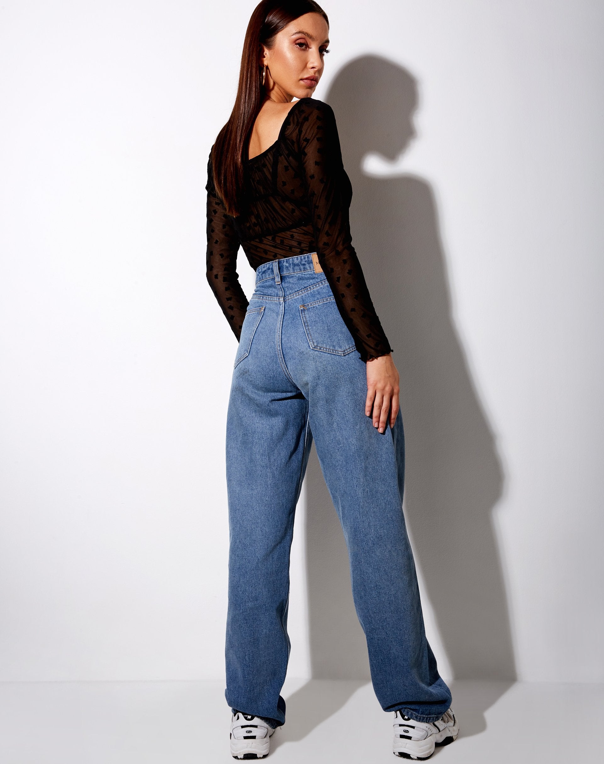 Image of Sanila Crop Top in Schwarz Flock Flutterby