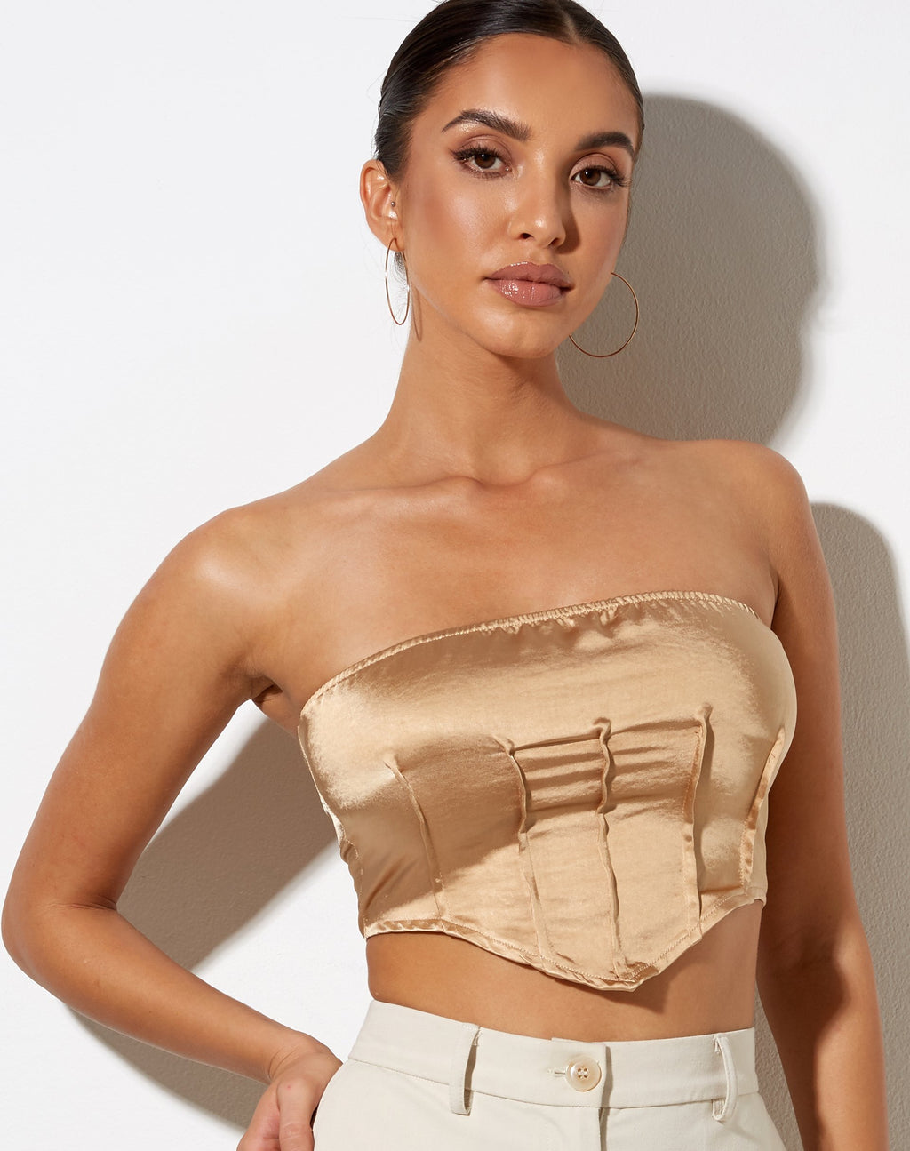 Sanja Bandeau-Top aus Satin Golden Sand