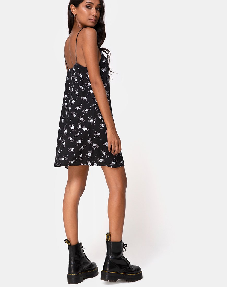 Bild von Sanna Slip Dress in Dark Tulip