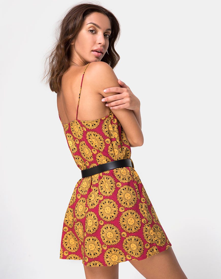 Bild von Sanna Slip Dress in Sonnenuhr