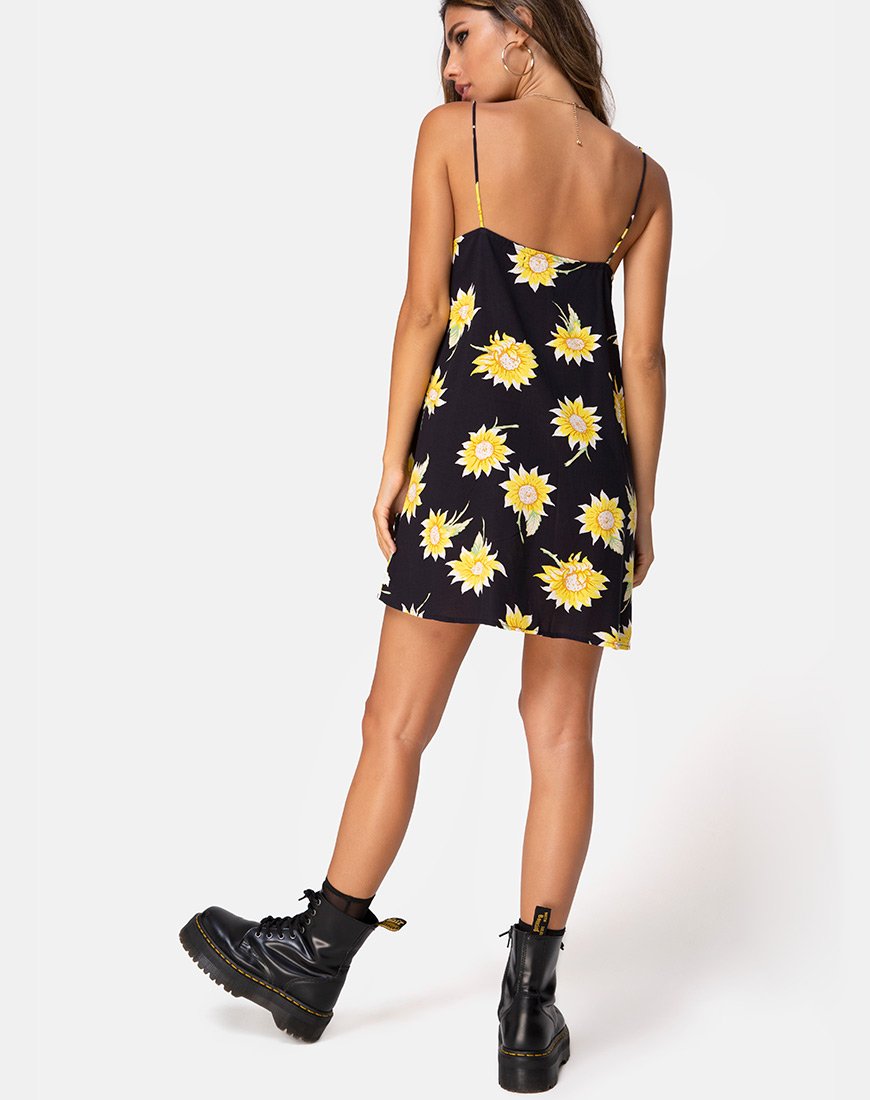 Image of Sanna Slip Dress in Sunny Days Schwarz