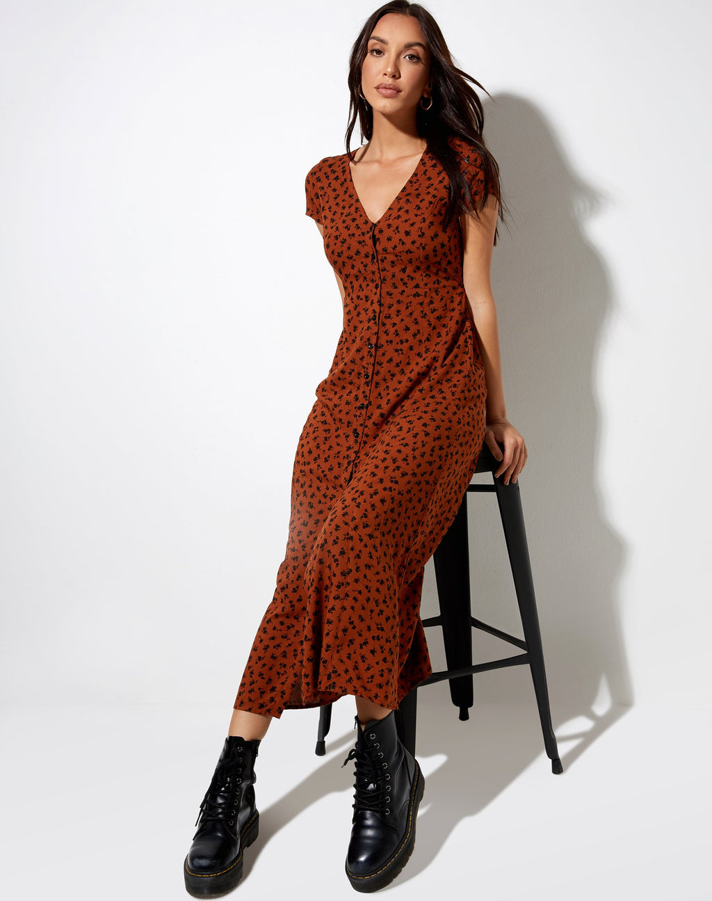 Sanrin Midikleid in zierlichem Daisy Bombay Brown