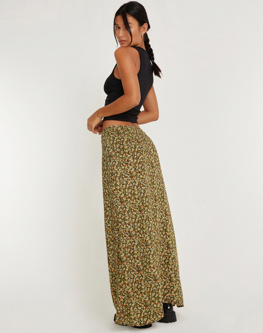 Sayan Maxirock in Khaki mit Grunge-Blumenmuster