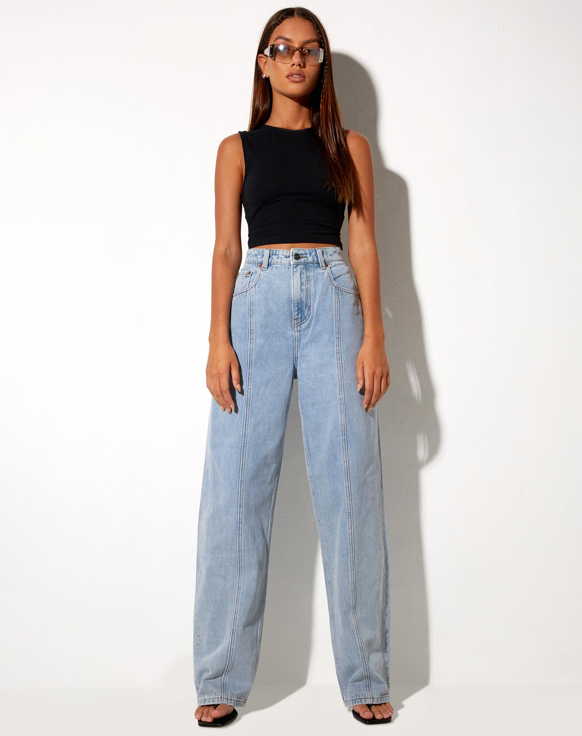 Bild von Seam Parallel Jeans in Light Wash Blue