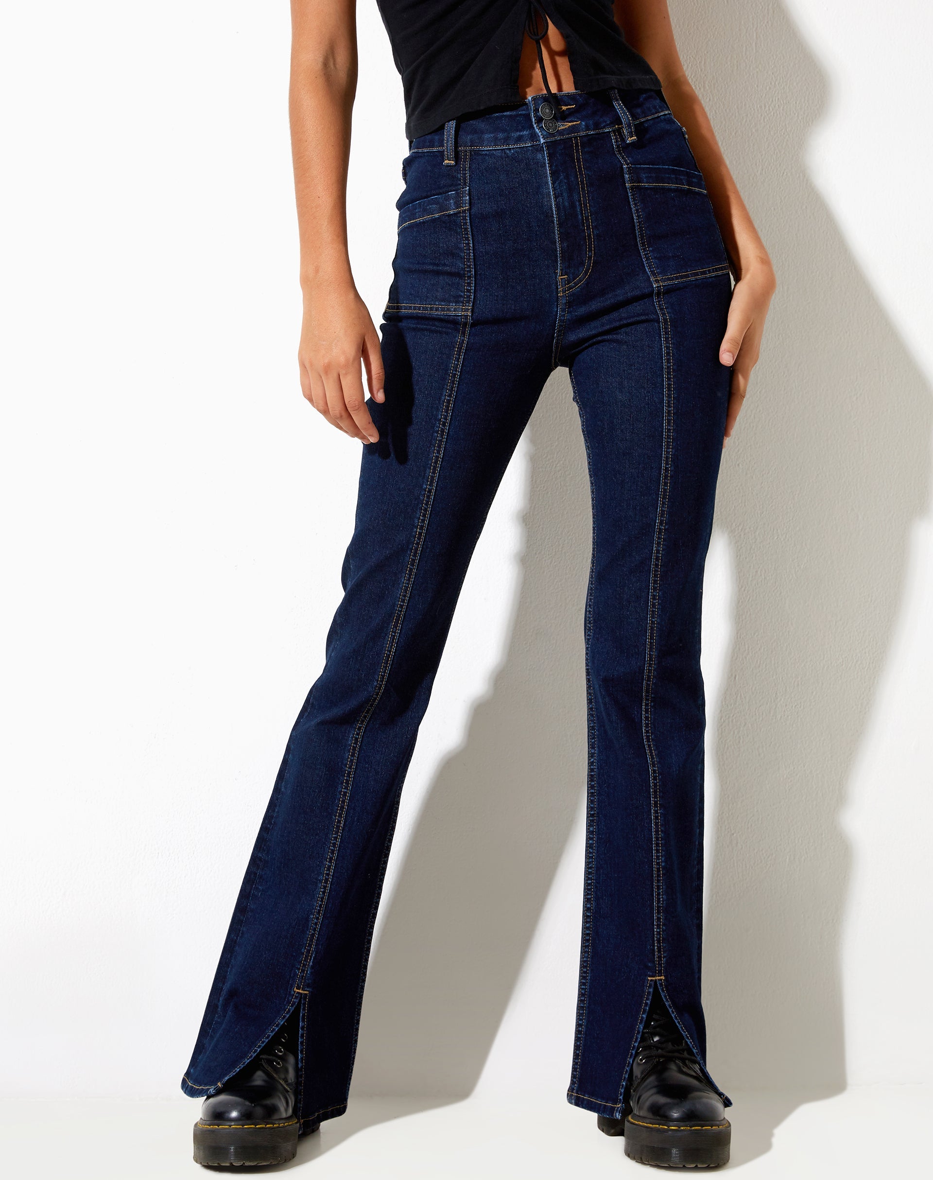 Bild von Seam Split Jeans in Indigoblau