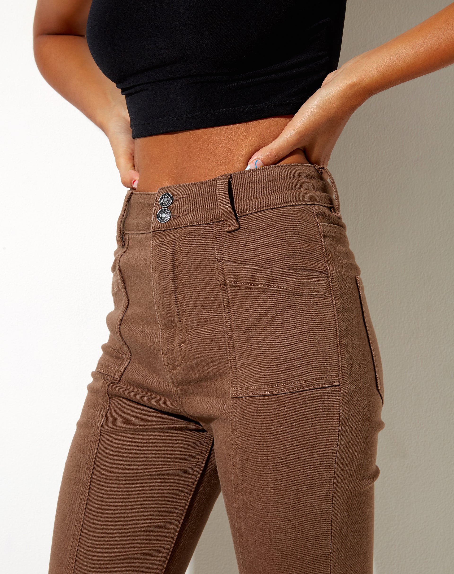 Bild von Seam Split Jeans in Rich Brown