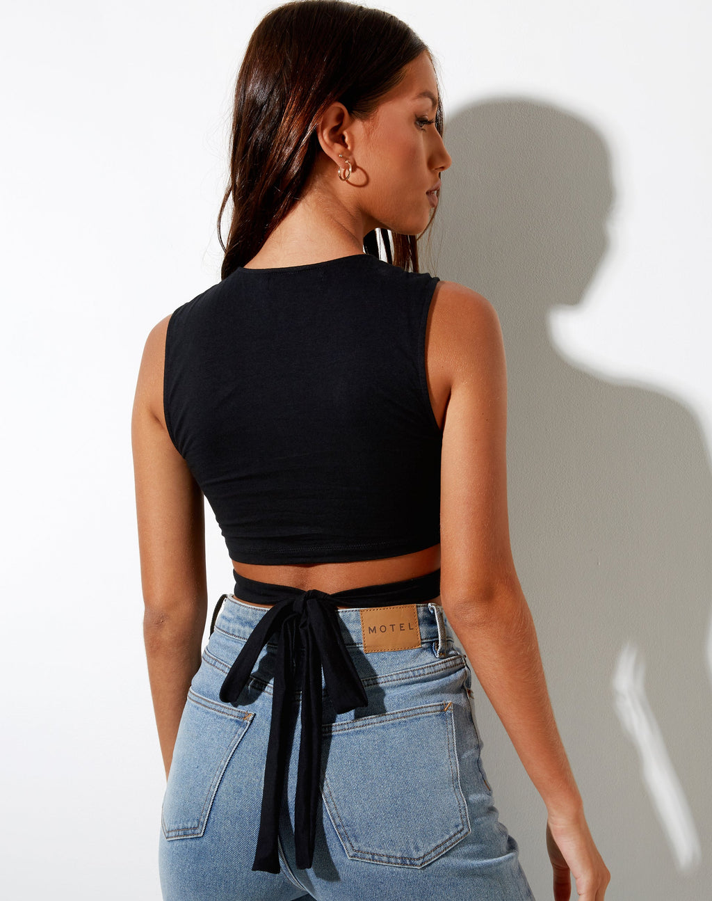 Seowon Crop Top in Schwarz