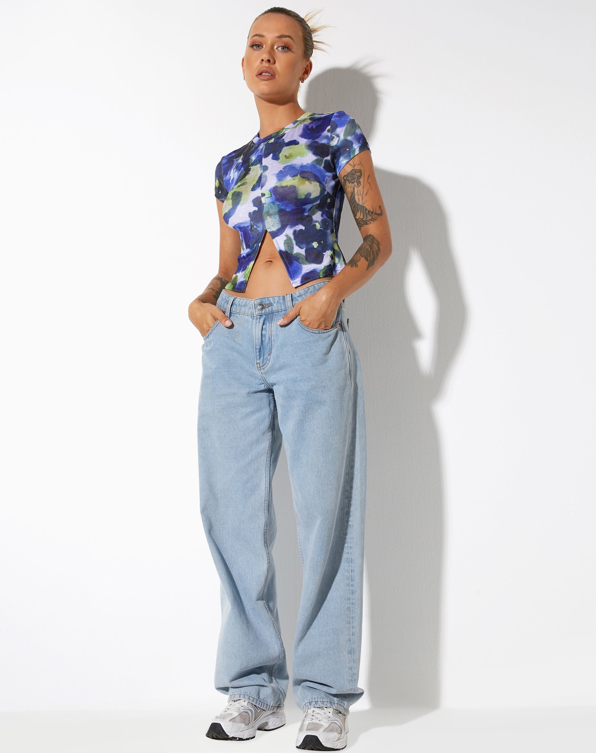 Bild von Sianda Crop Top in Abstrakt Aquarell Blau