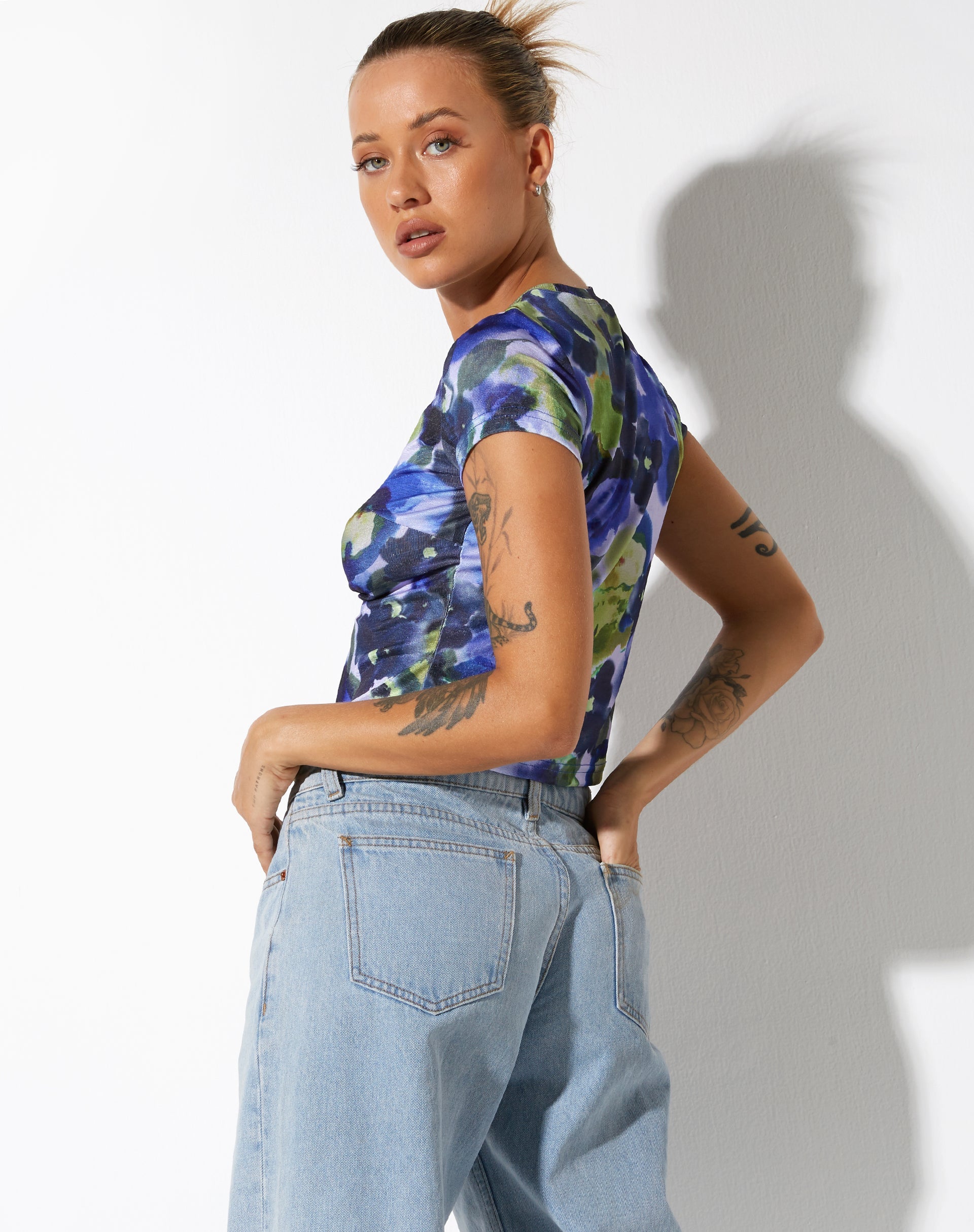 Bild von Sianda Crop Top in Abstrakt Aquarell Blau