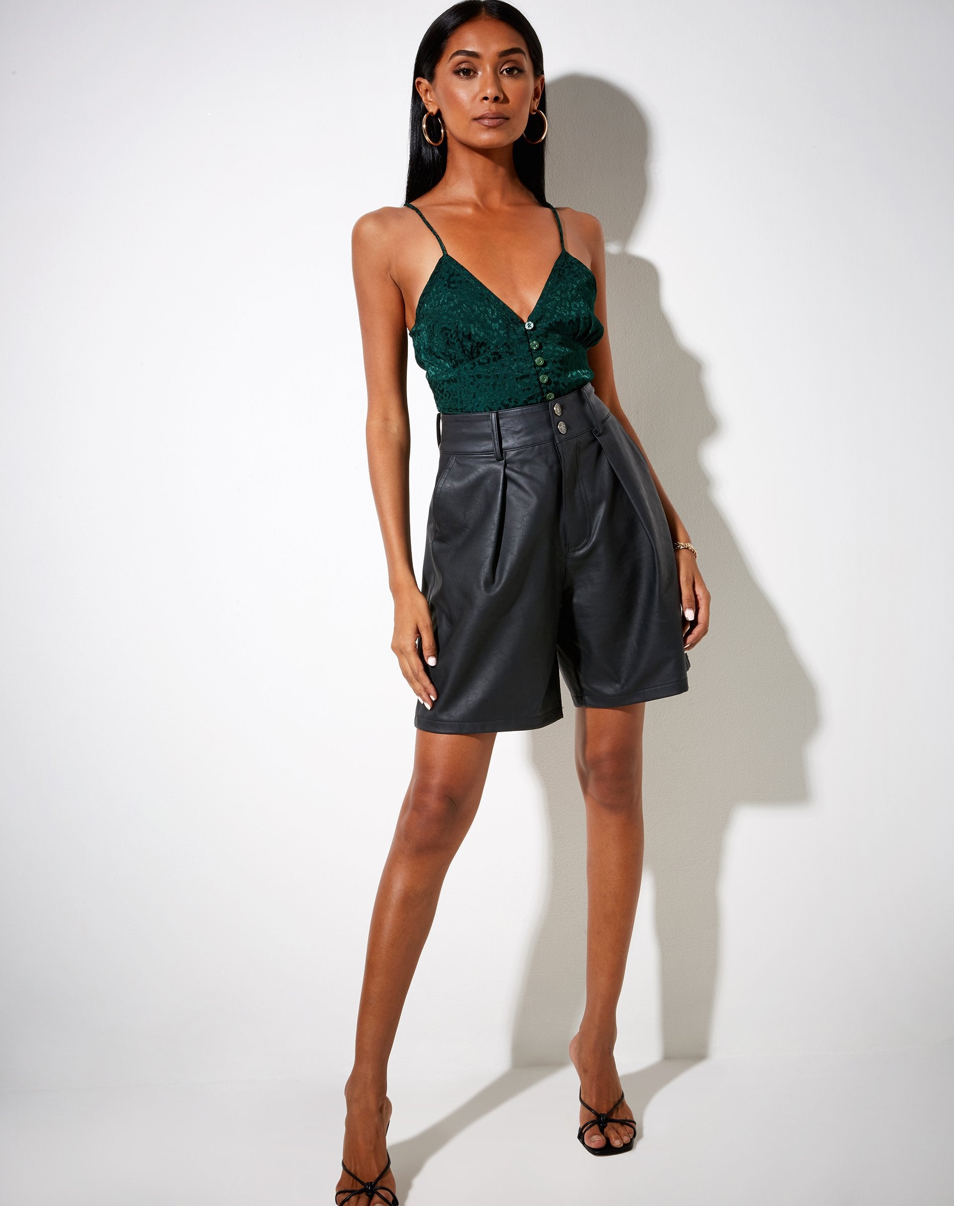 Bild von Sipa Crop Top in Satin Cheetah Forest Green