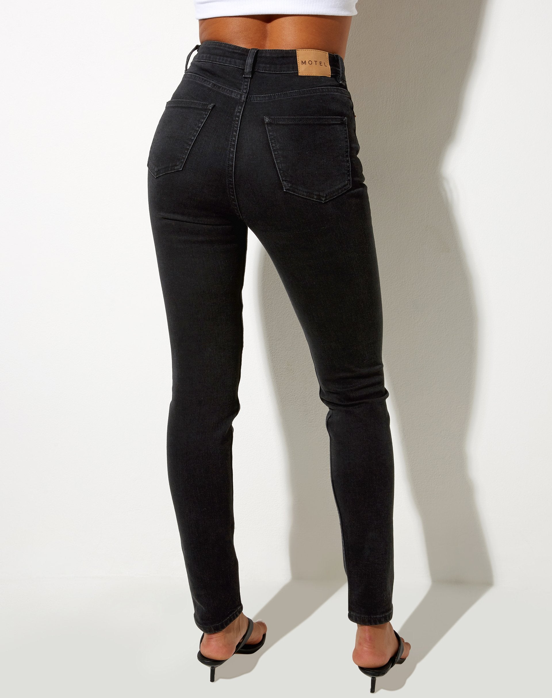 Image der Slim Jeans in Schwarz