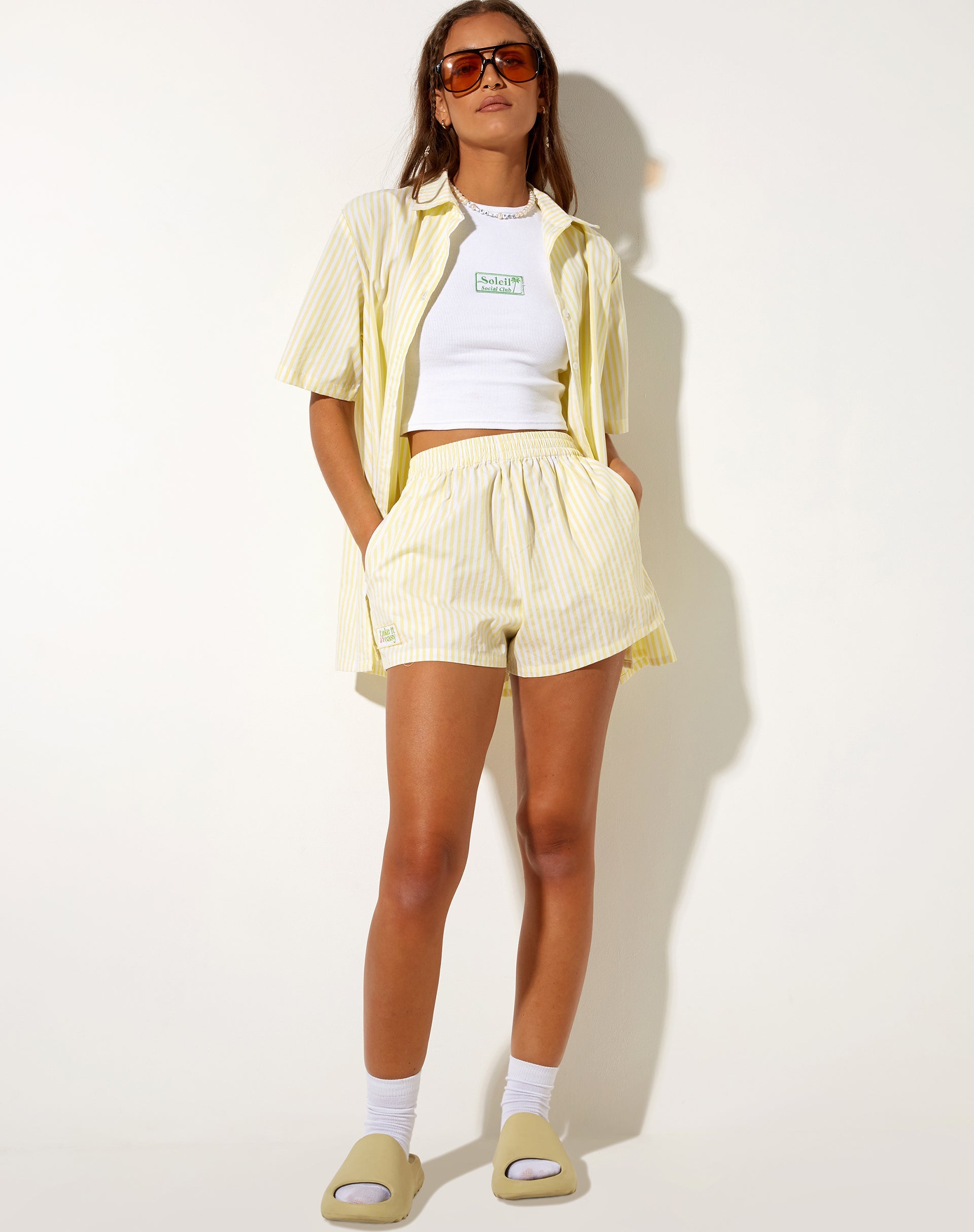 Bild von Lala Short in Transparent Gelb Take It Easy