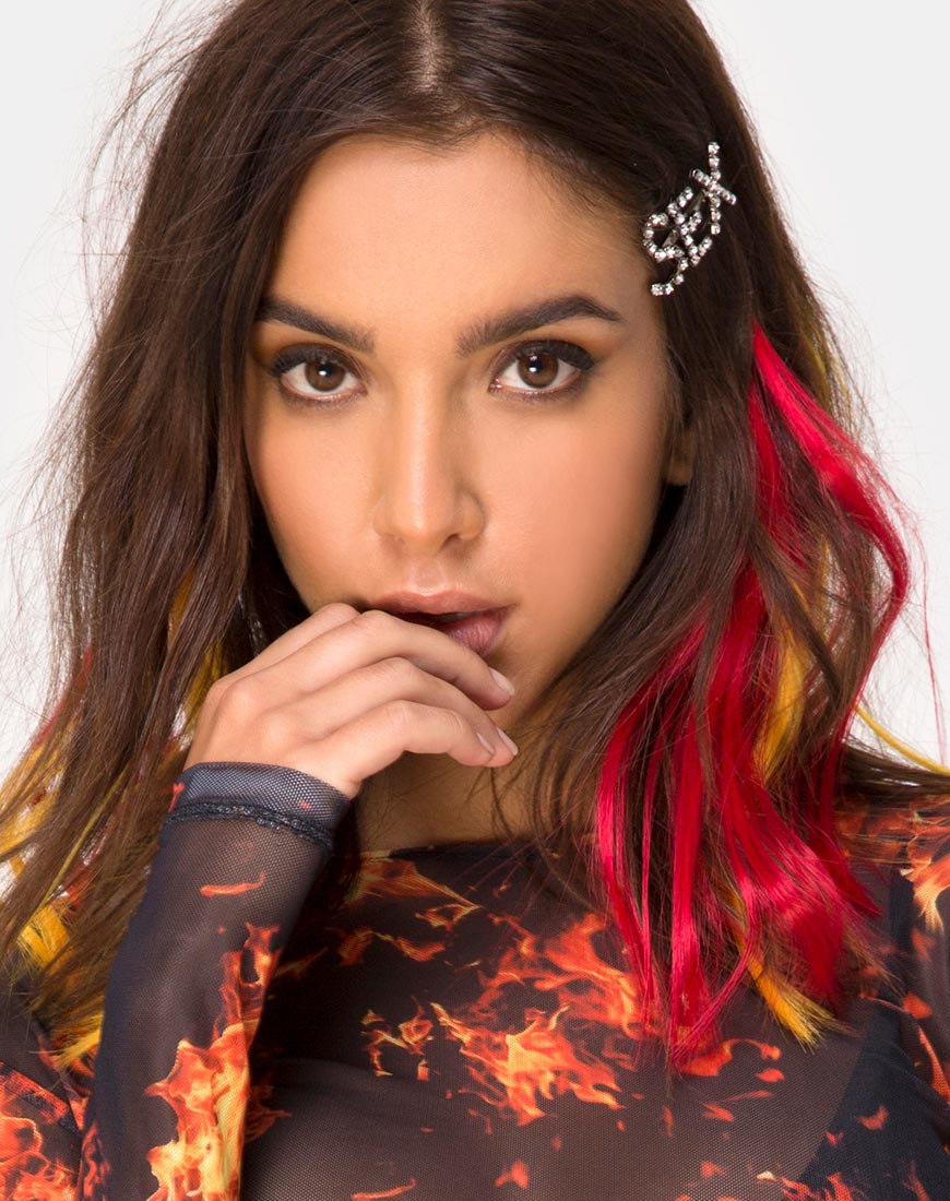 Haarverlängerung in Rebel Red von The Unicorn Glow