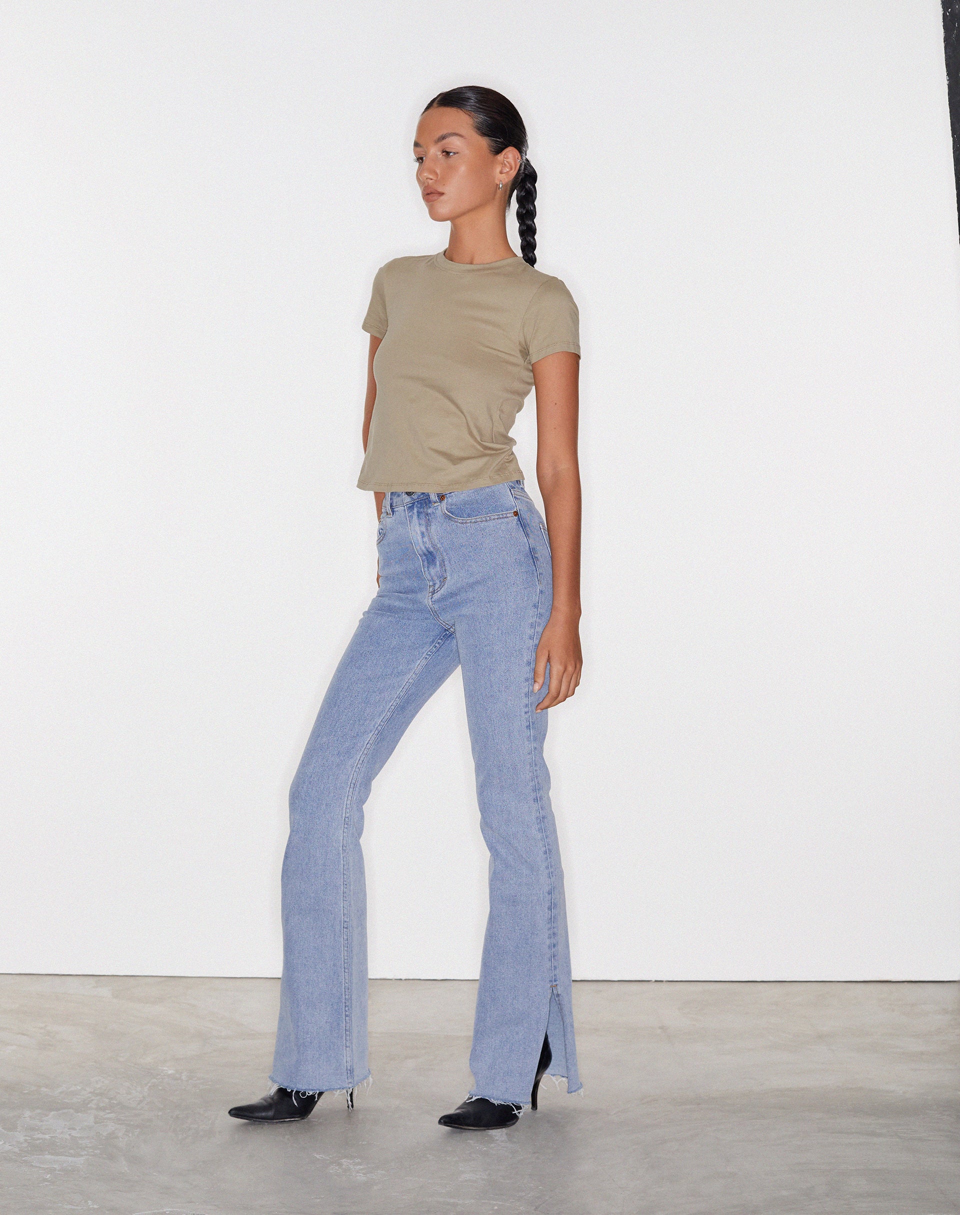 Bild von Split Bootleg Jean in Light Wash