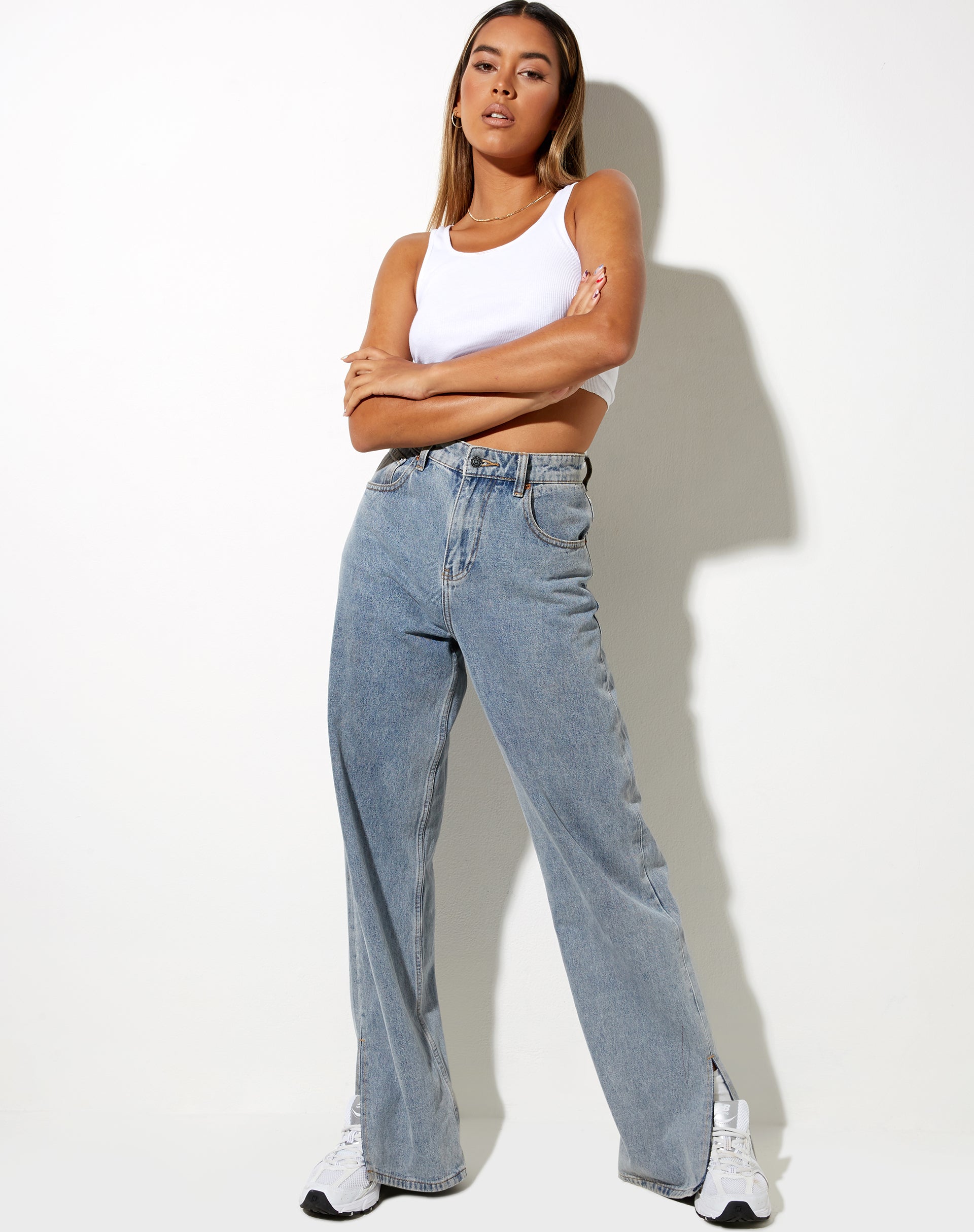 Bild von Split Parallel Jeans in hellblauer Waschung