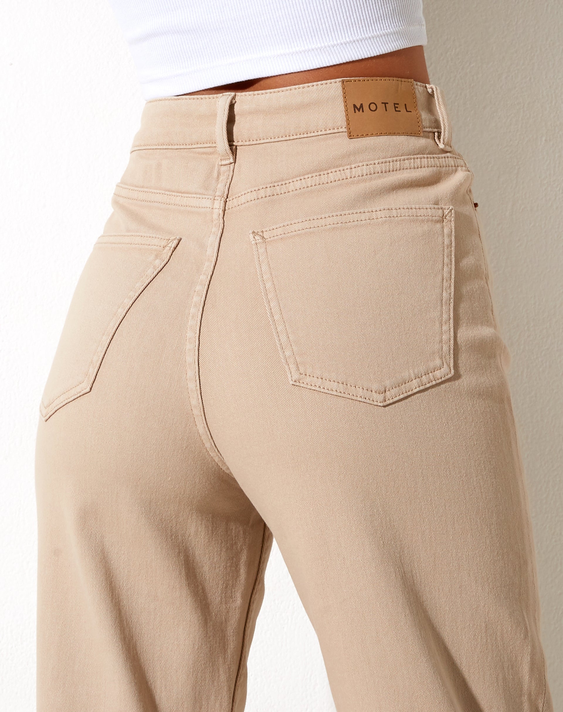 Bild von Straight Leg Jeans in Winter Sandwash