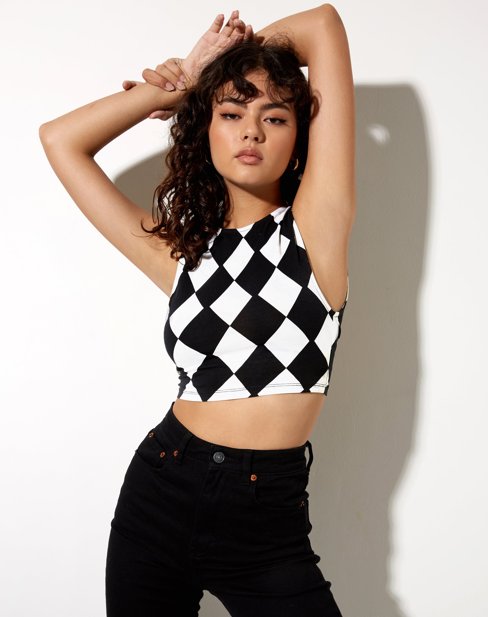 Bild von Sude Crop Top in Harlequin Schwarz und Weiß