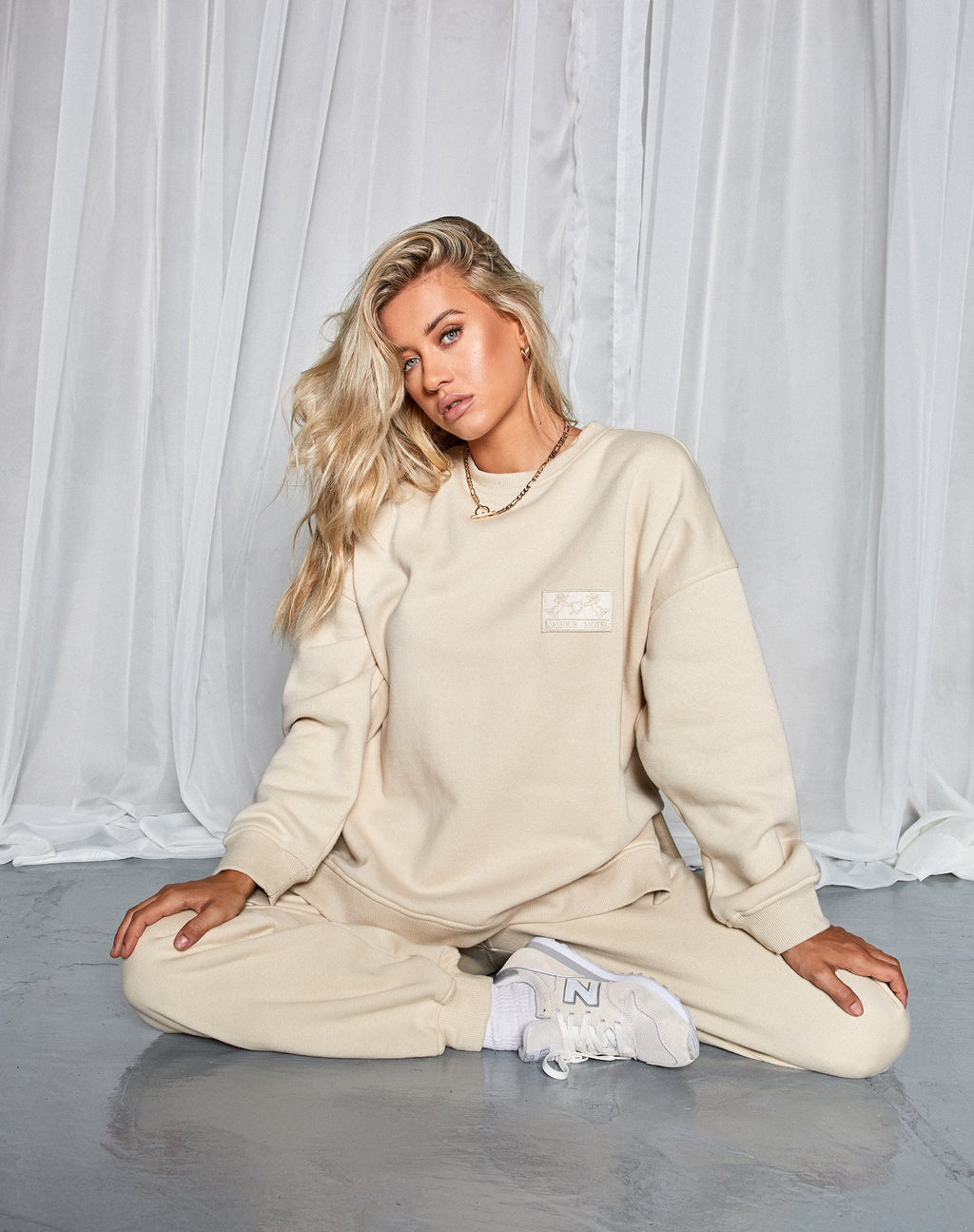 Suje Sweatshirt in Stein Cherub L'amour Label Embro