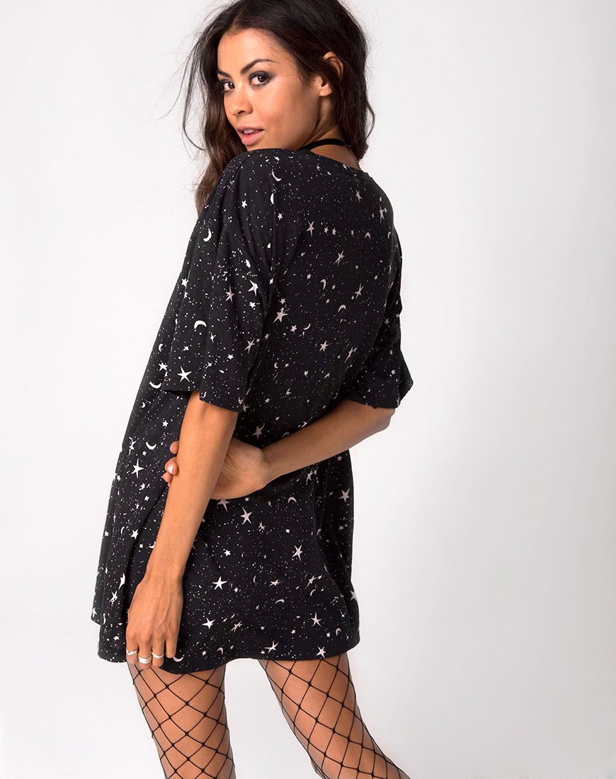Bild von Sunny Kiss Oversized Tee in Schwarz Cosmos