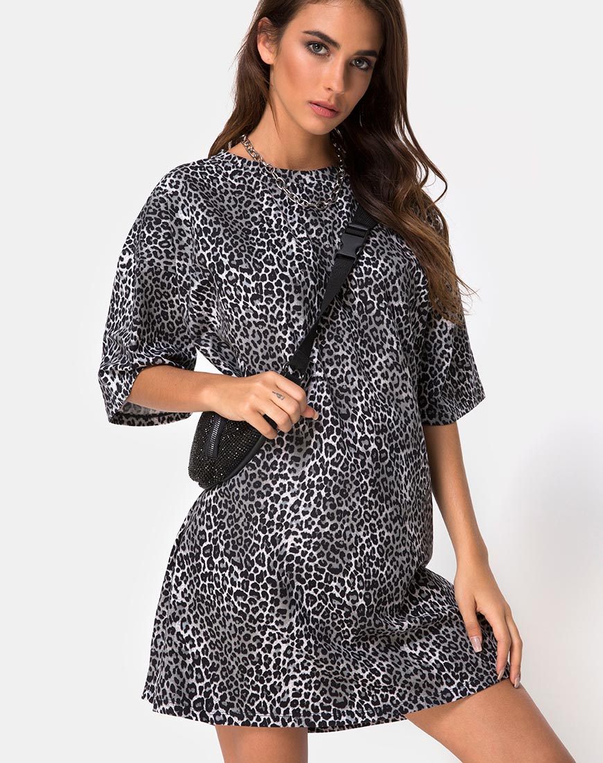 Sunny Kiss Tee in Rar Leopard Grau