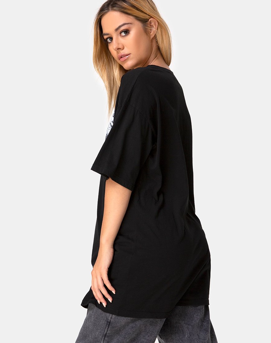 Bild von Sunny Kiss Tee in Schwarz mit Putte