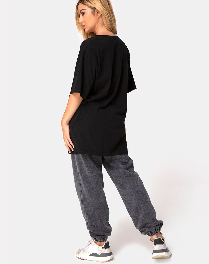 Bild von Sunny Kiss Tee in Schwarz mit Putte