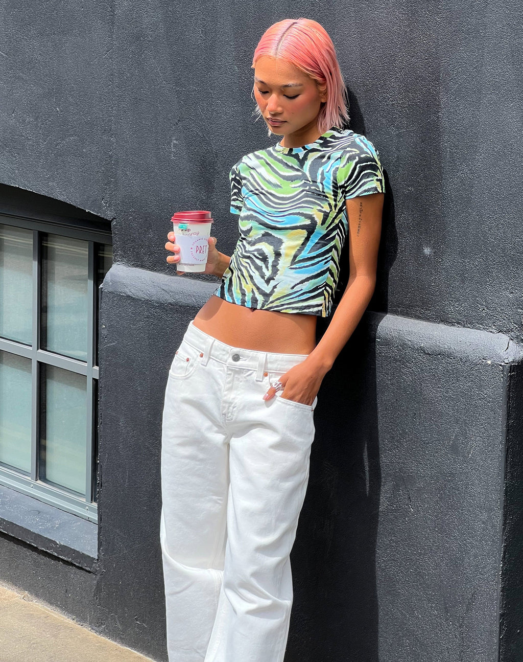 Surtie Crop Top in Warped Zebra Blau