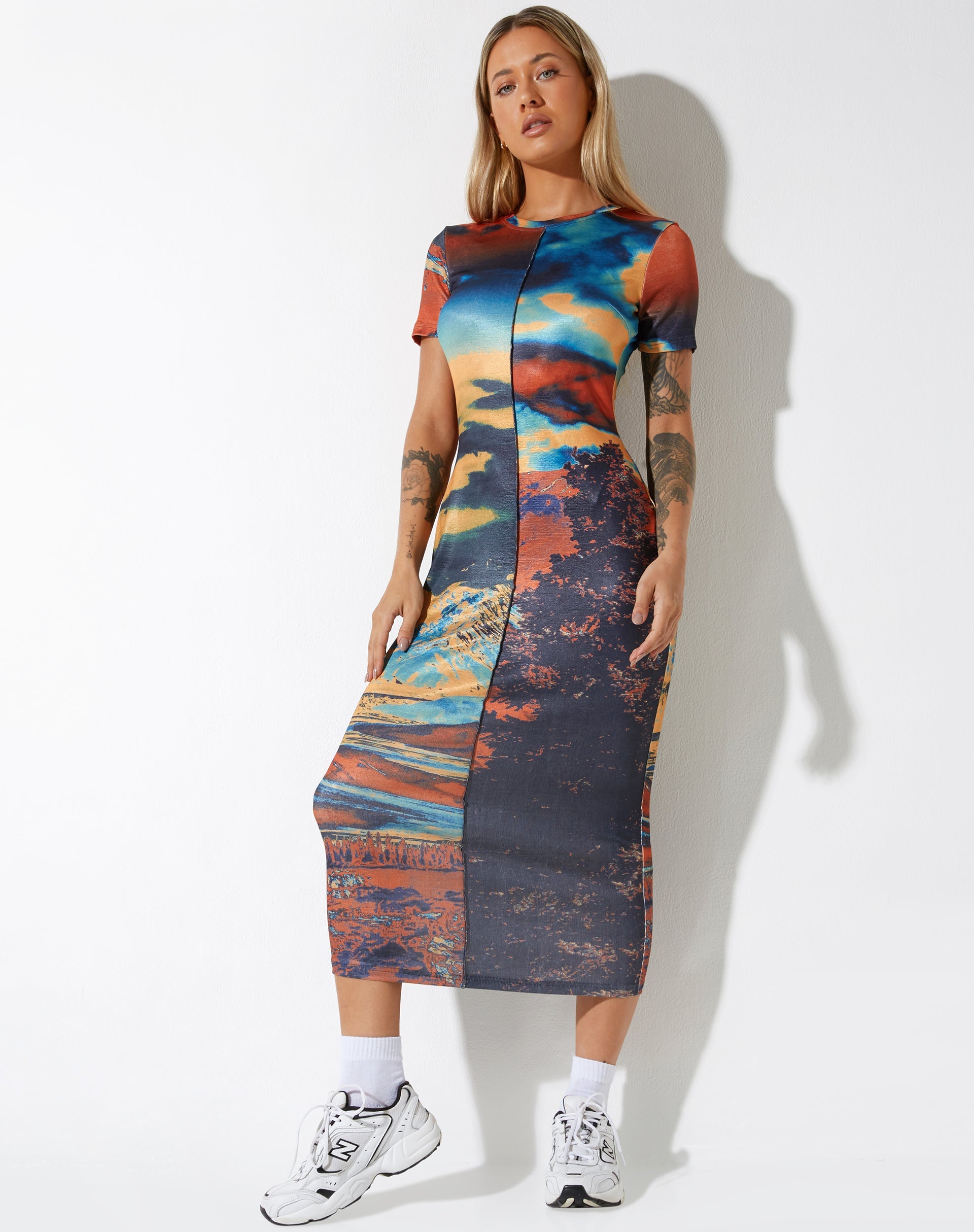 Bild von Tapaki Dress in Heat Map
