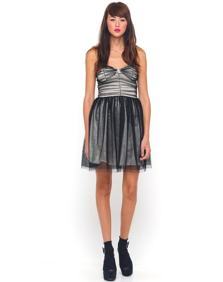 Image of Motel Teardrop Prom Dress in Schwarz und Nude Mesh