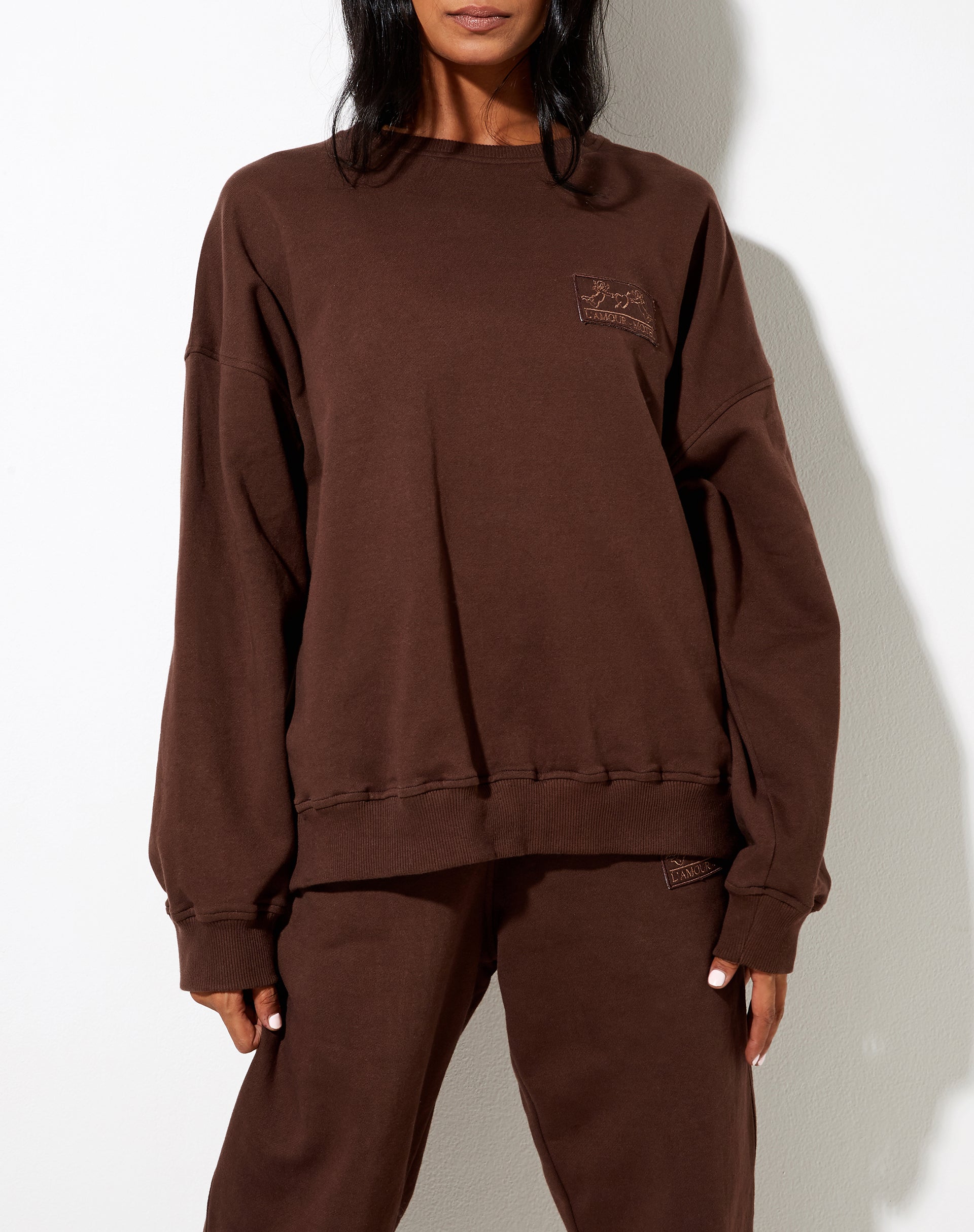 Image of Ted Sweatshirt in tiefem Mahagoni LAMour Cherub Label Embro